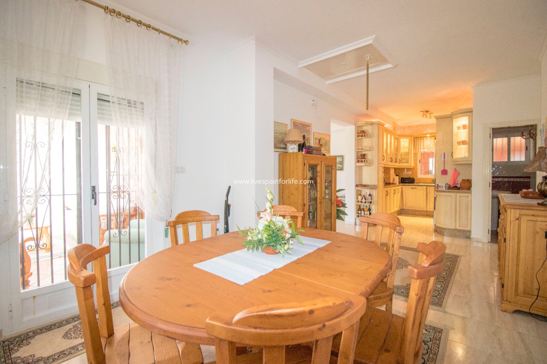 Resale - Country Property -
Albatera