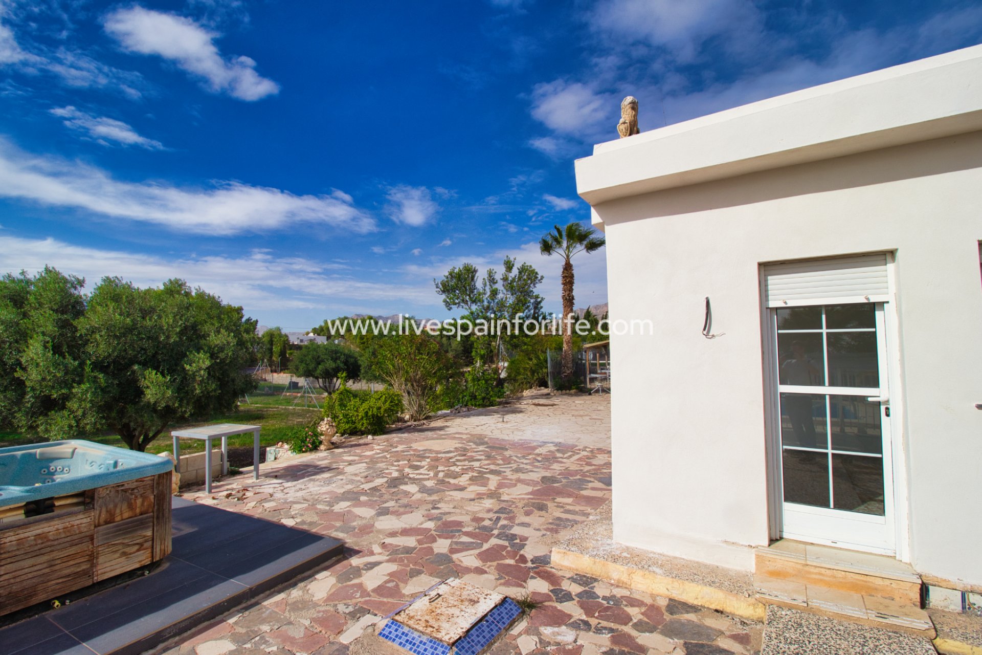 Resale - Country Property -
Albatera