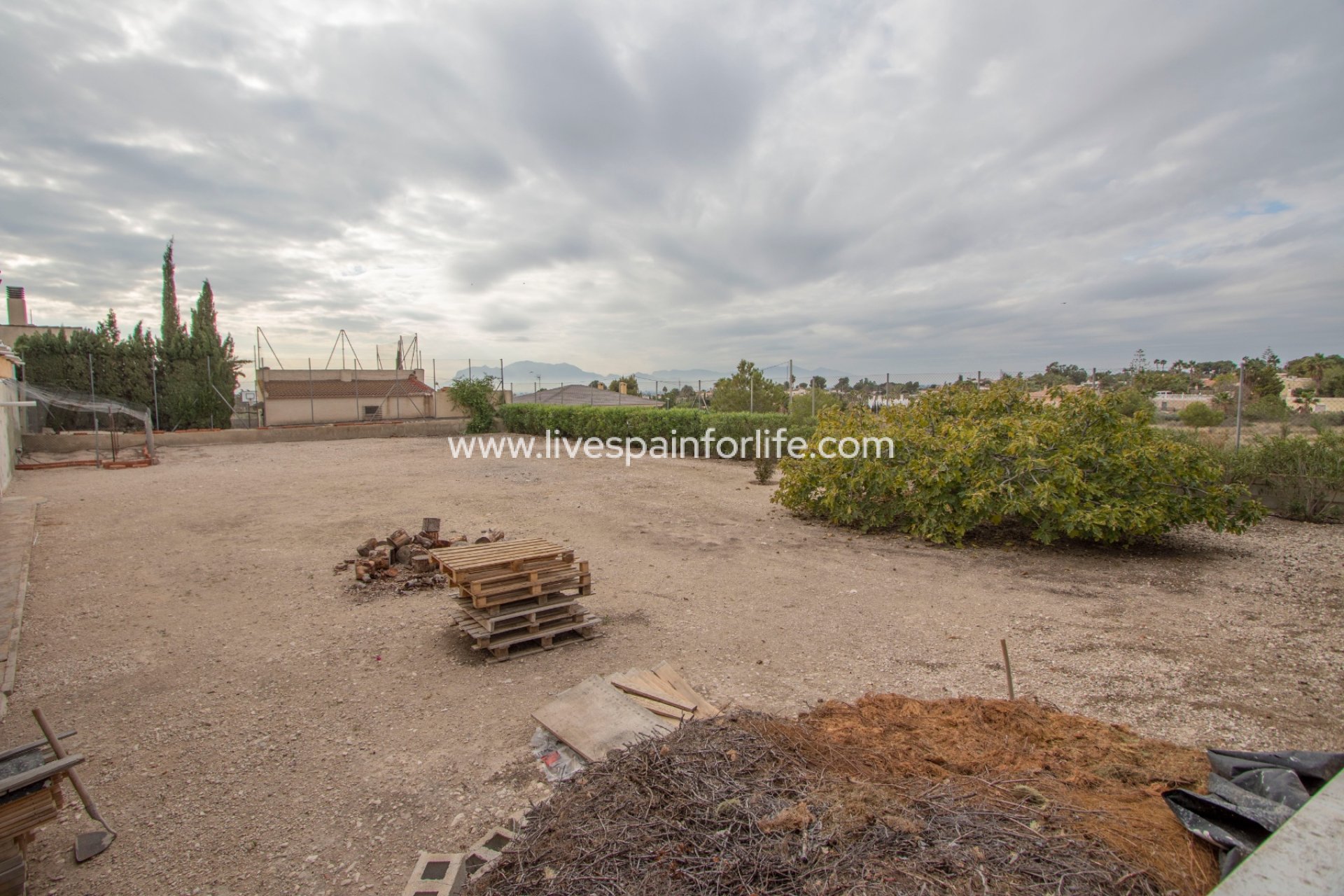 Resale - Country Property -
Albatera