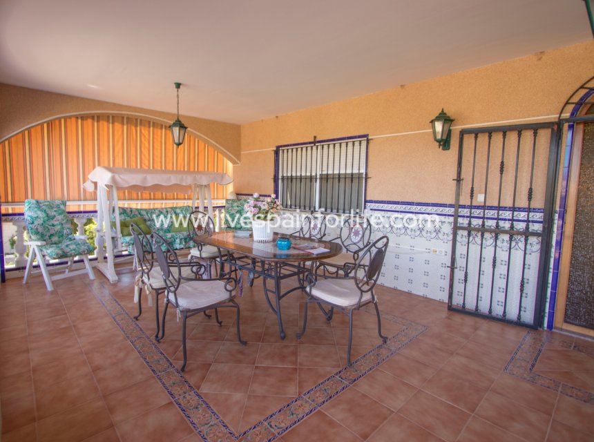 Resale - Country Property -
Albatera