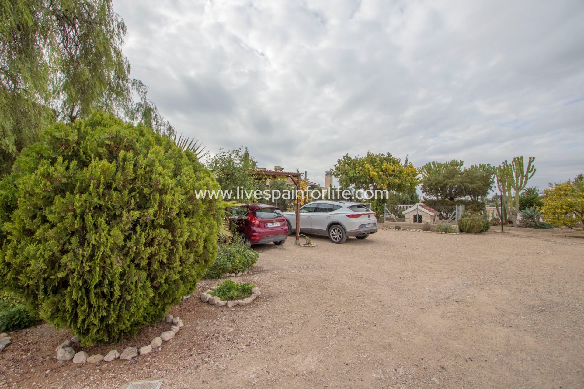 Resale - Country Property -
Albatera