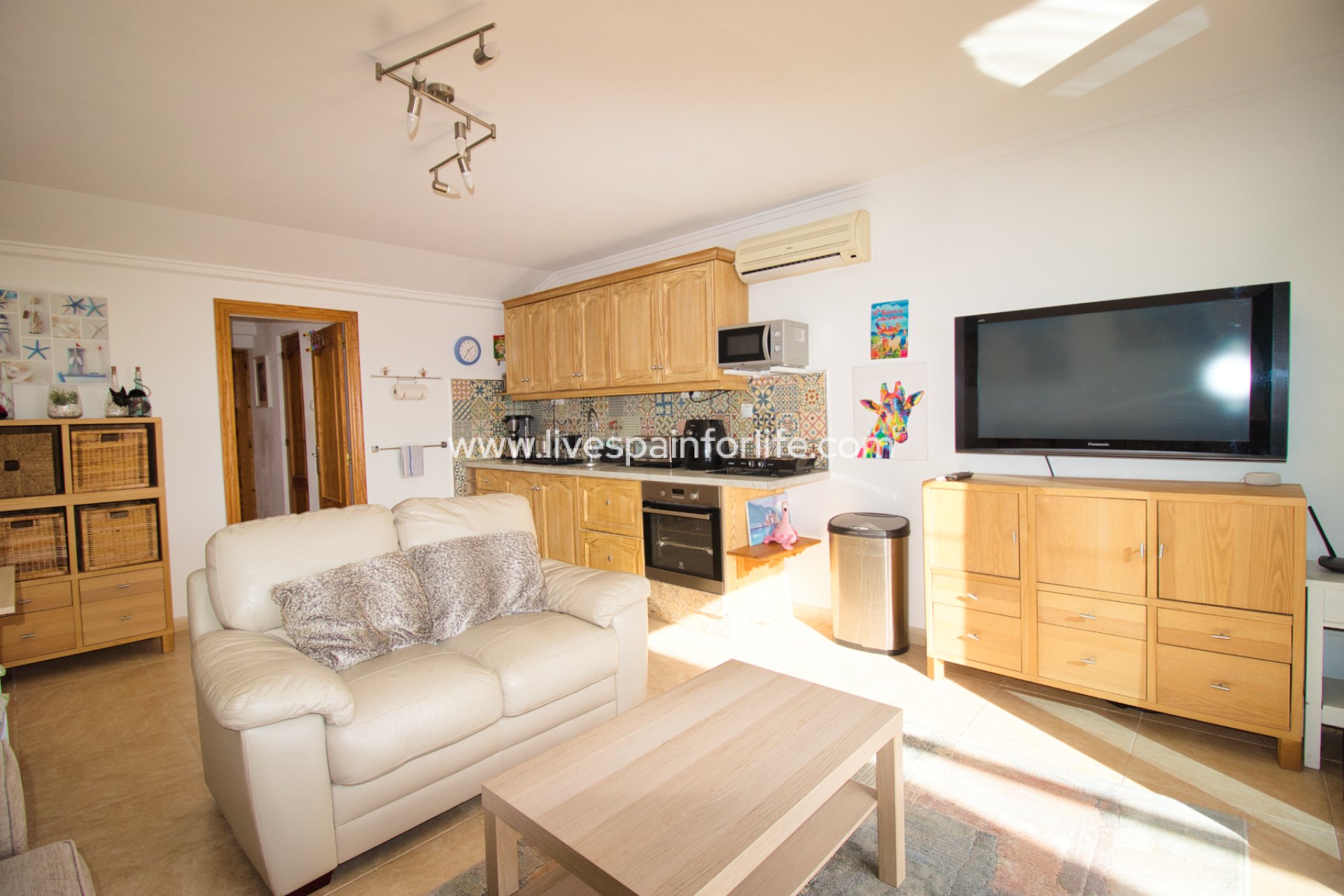 Resale - Country Property -
Albatera