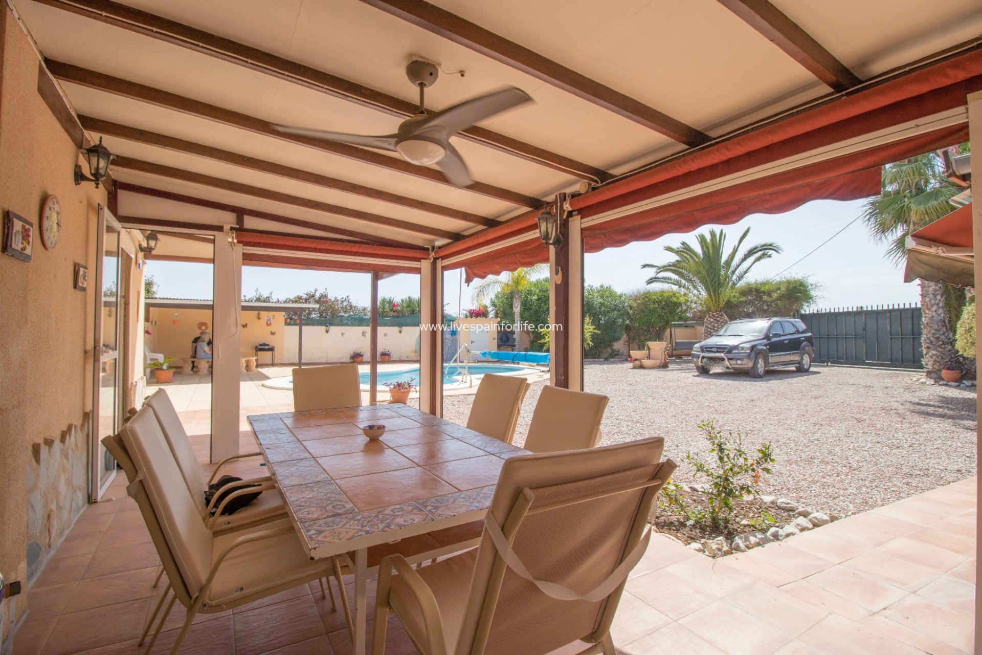 Resale - Country Property -
Albatera