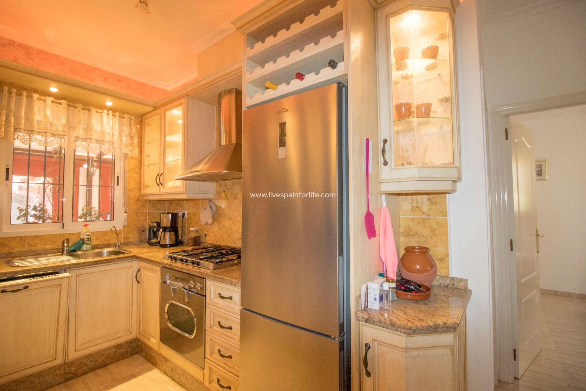 Resale - Country Property -
Albatera