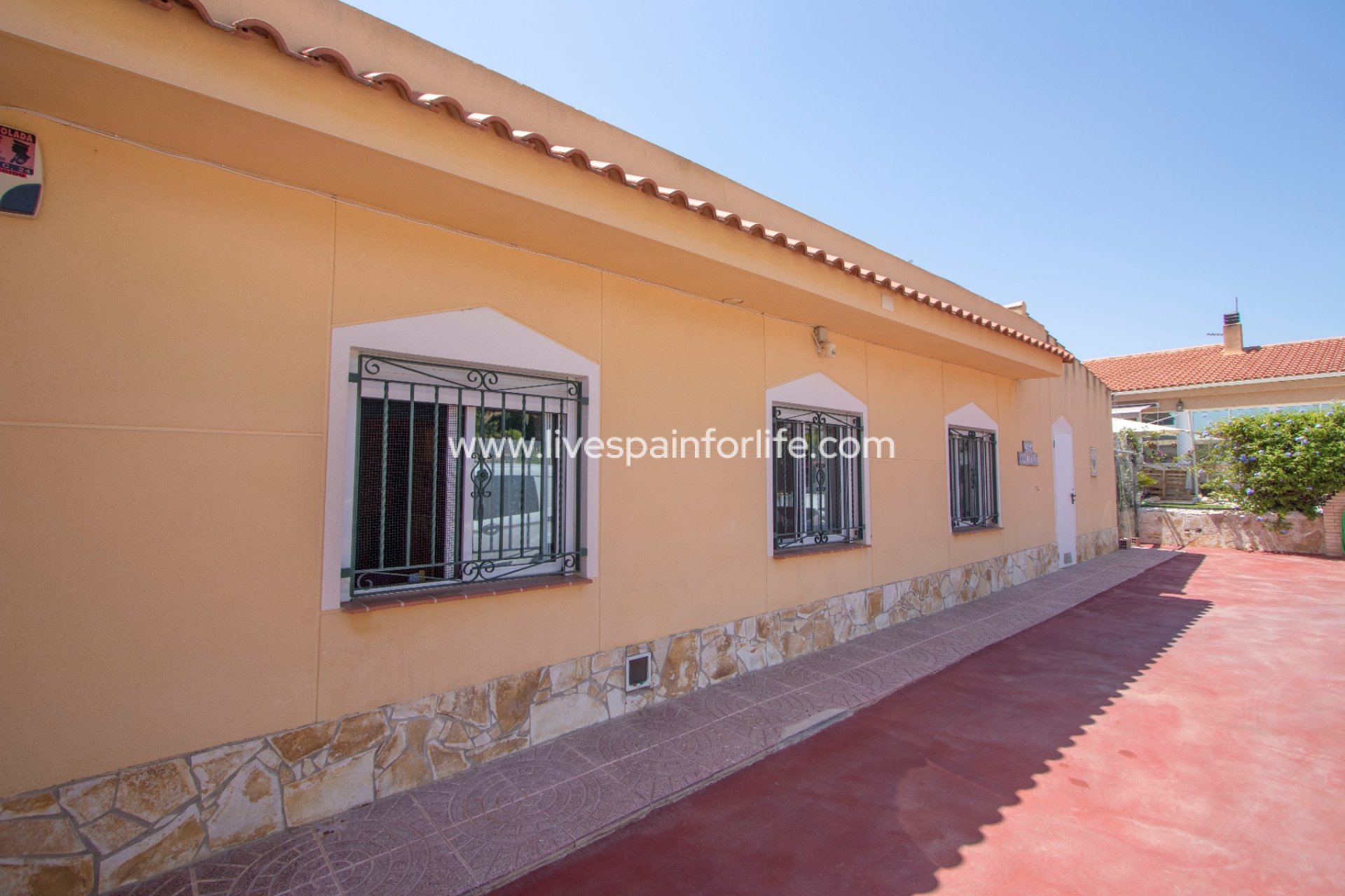 Resale - Country Property -
Albatera