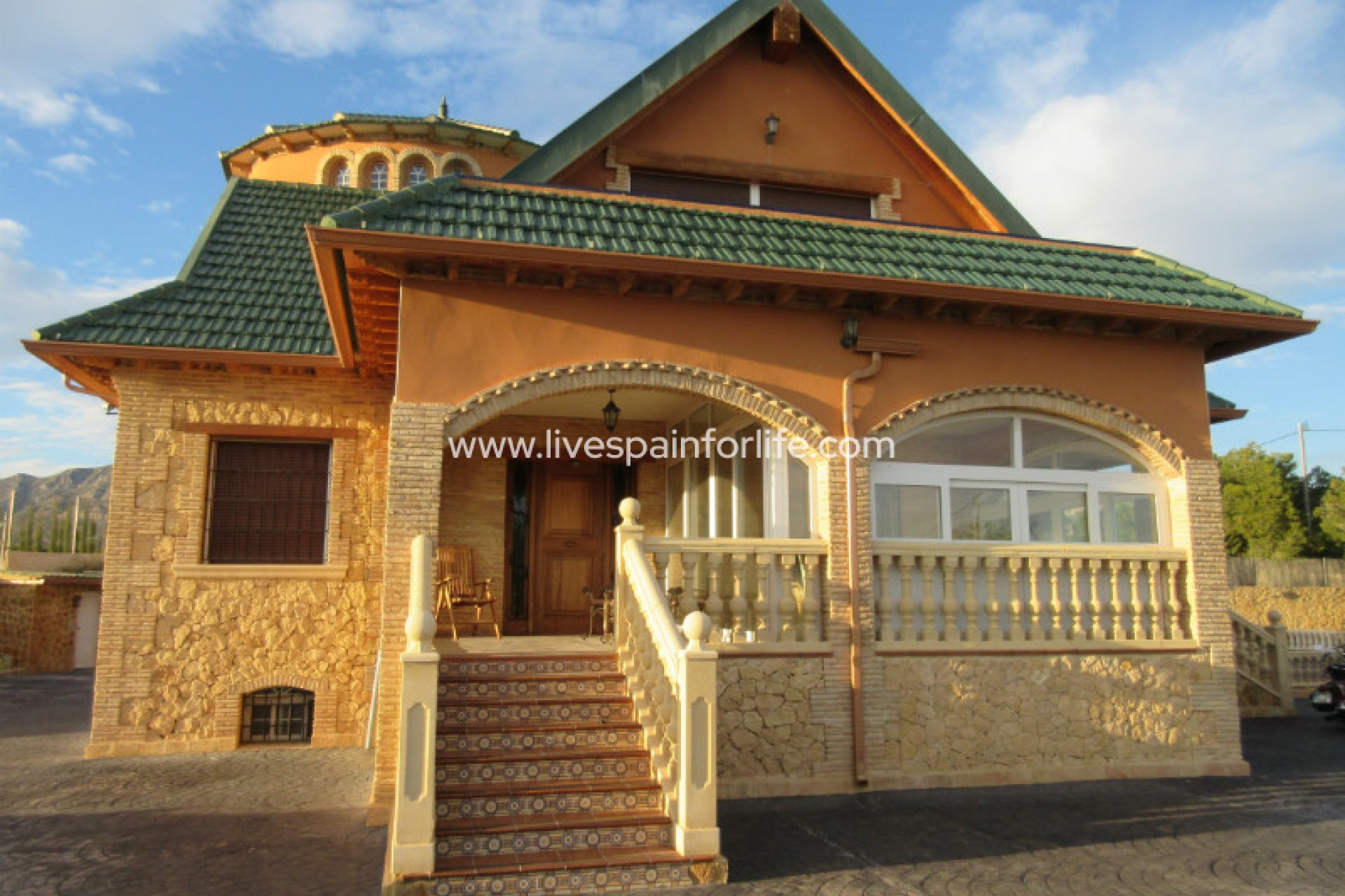 Resale - Country Property -
Albatera