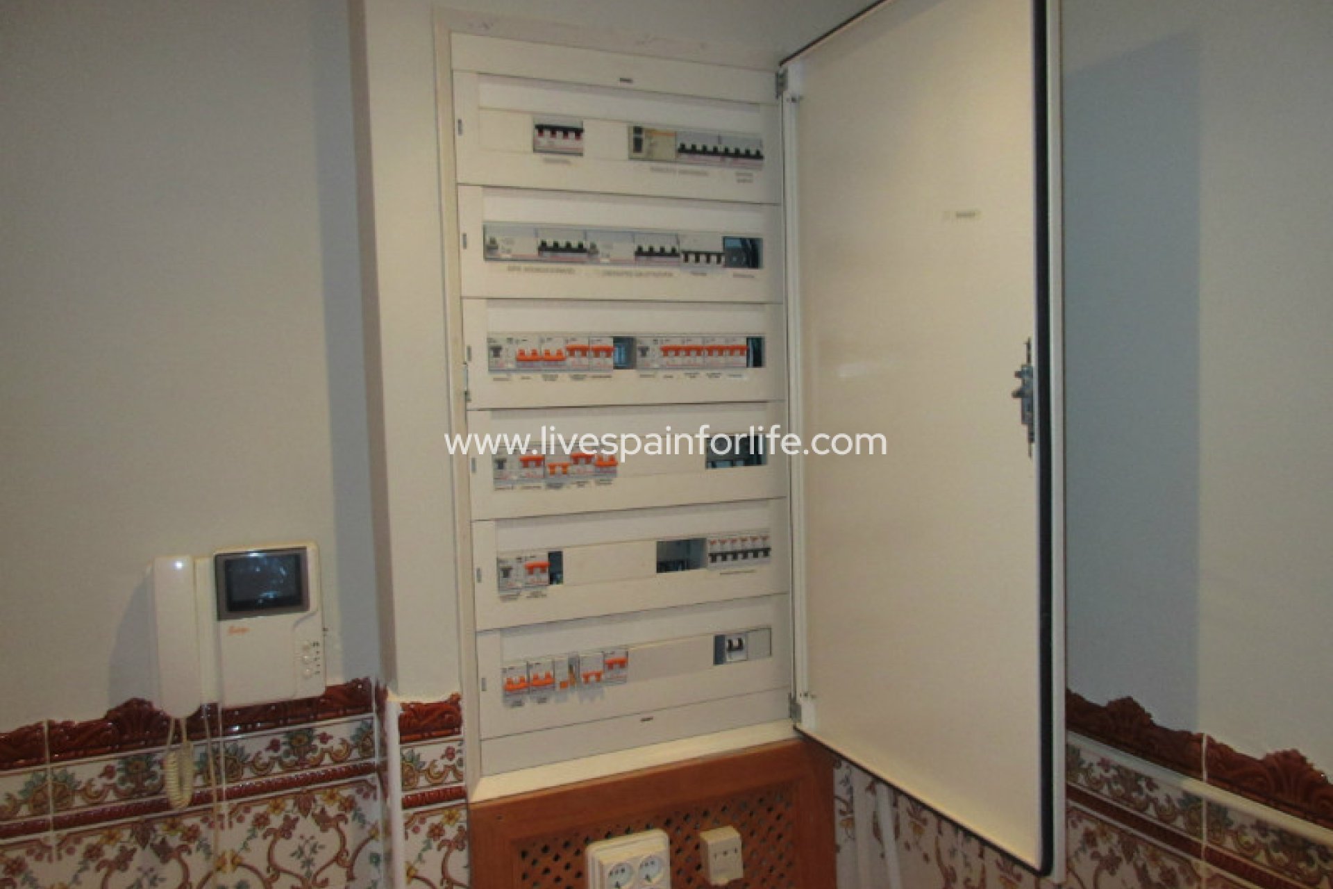 Resale - Country Property -
Albatera