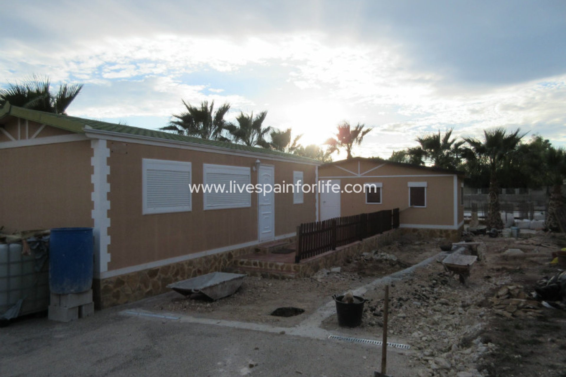 Resale - Country Property -
Albatera