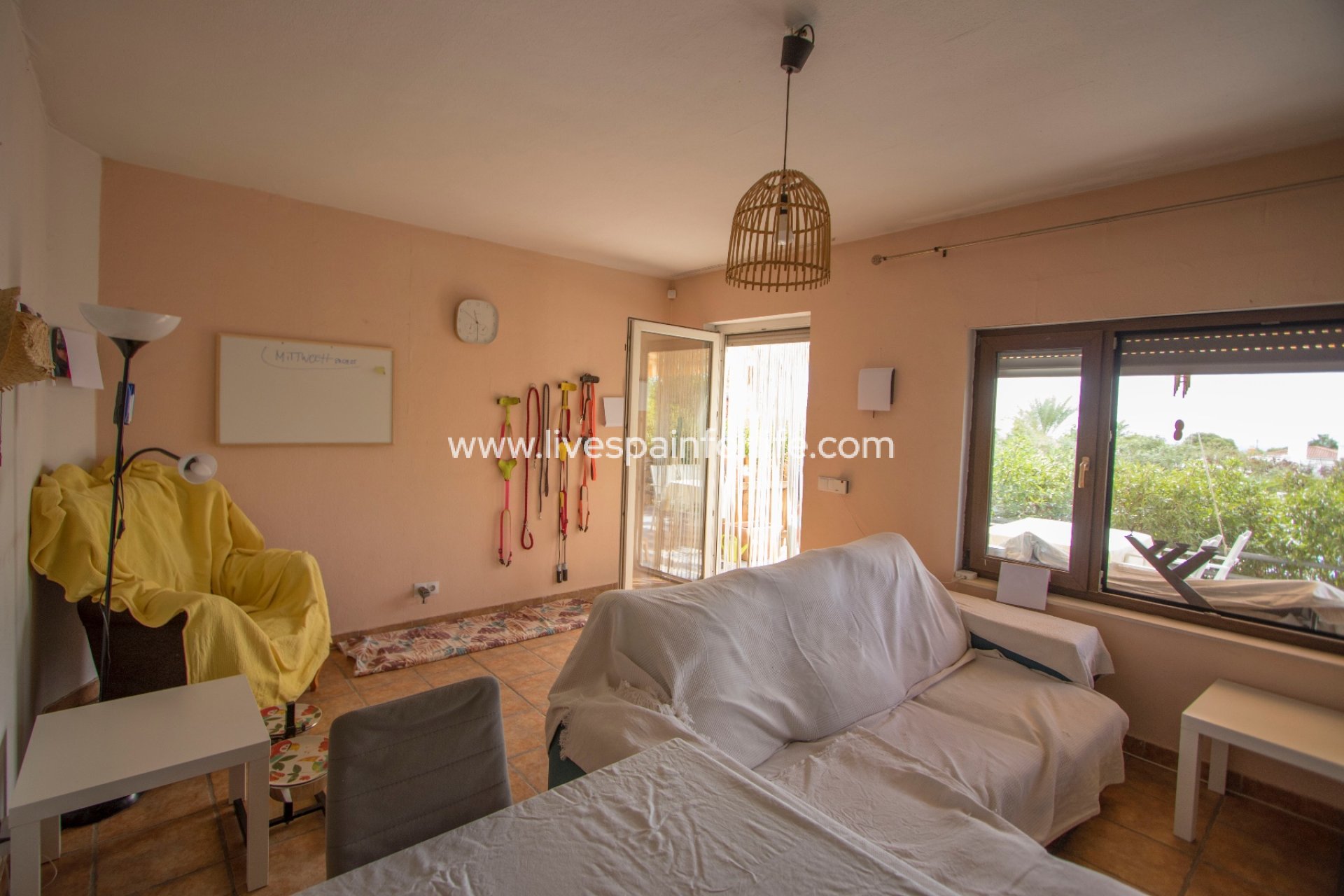 Resale - Country Property -
Albatera