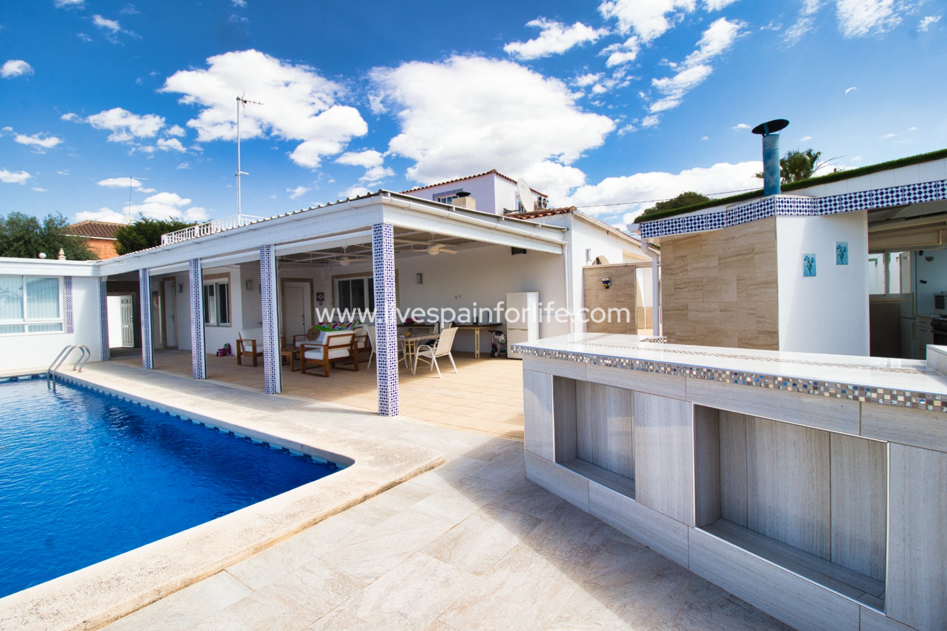 Resale - Country Property -
Albatera