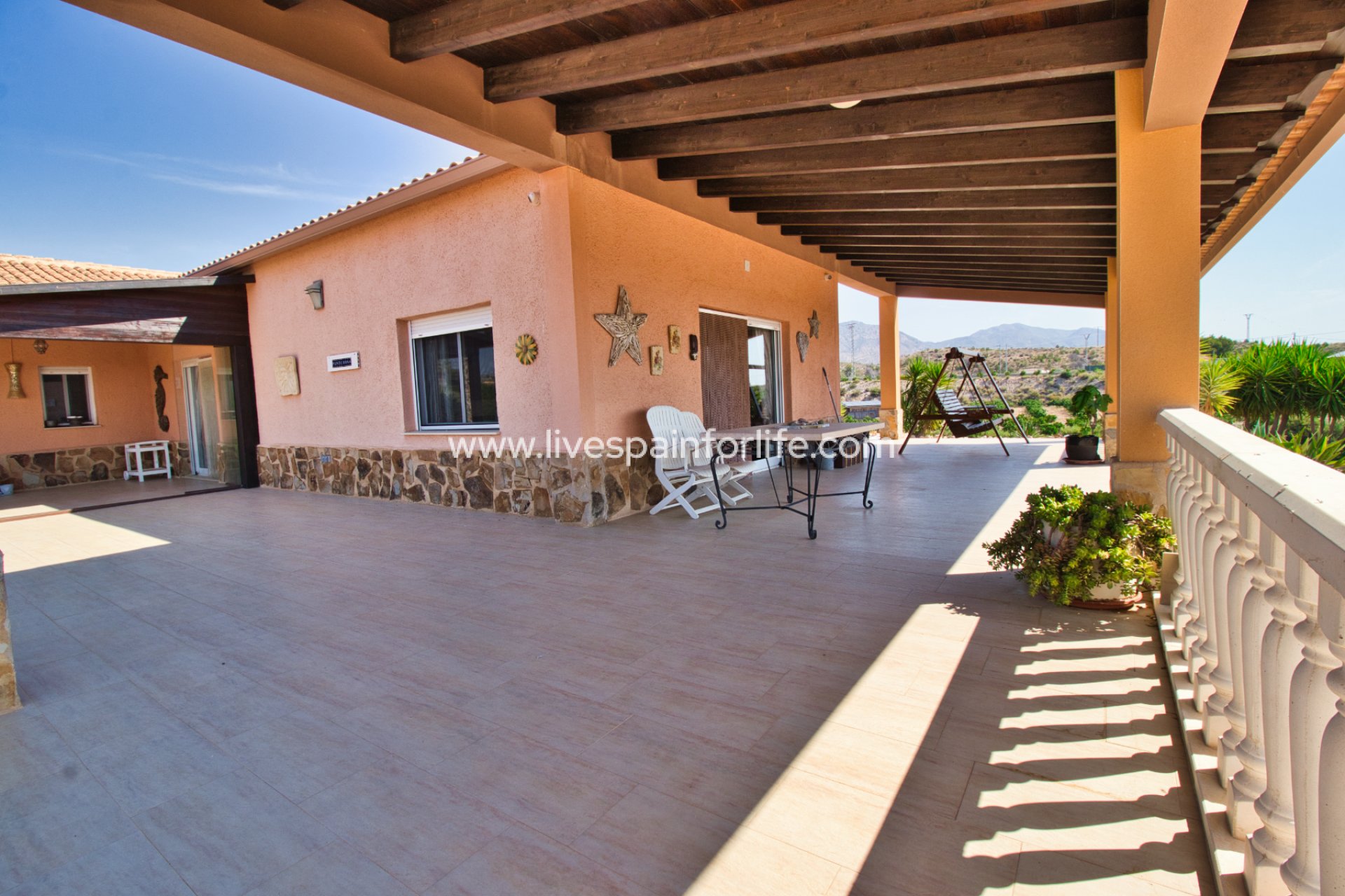 Resale - Country Property -
Albatera