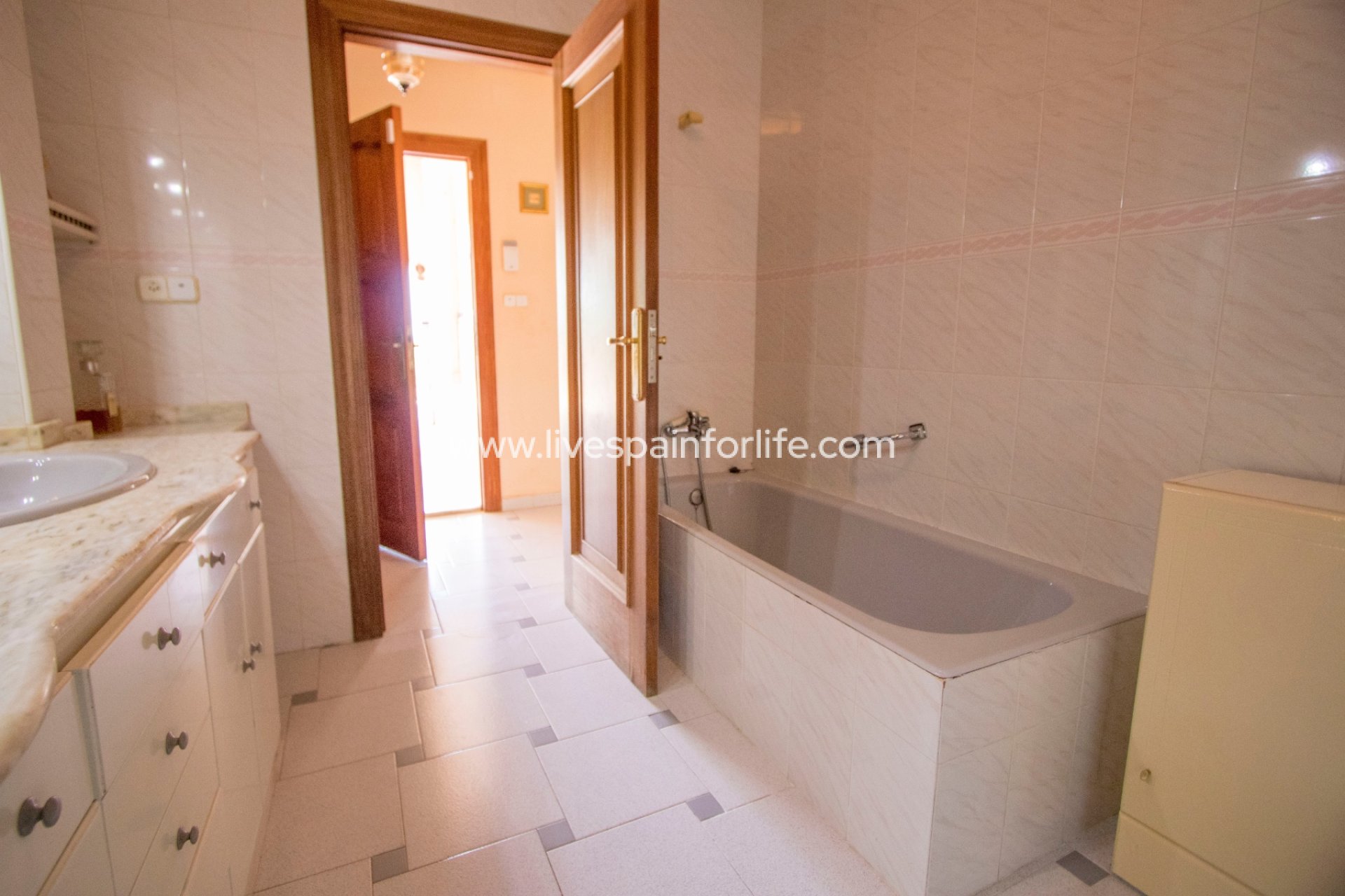 Resale - Country Property -
Albatera
