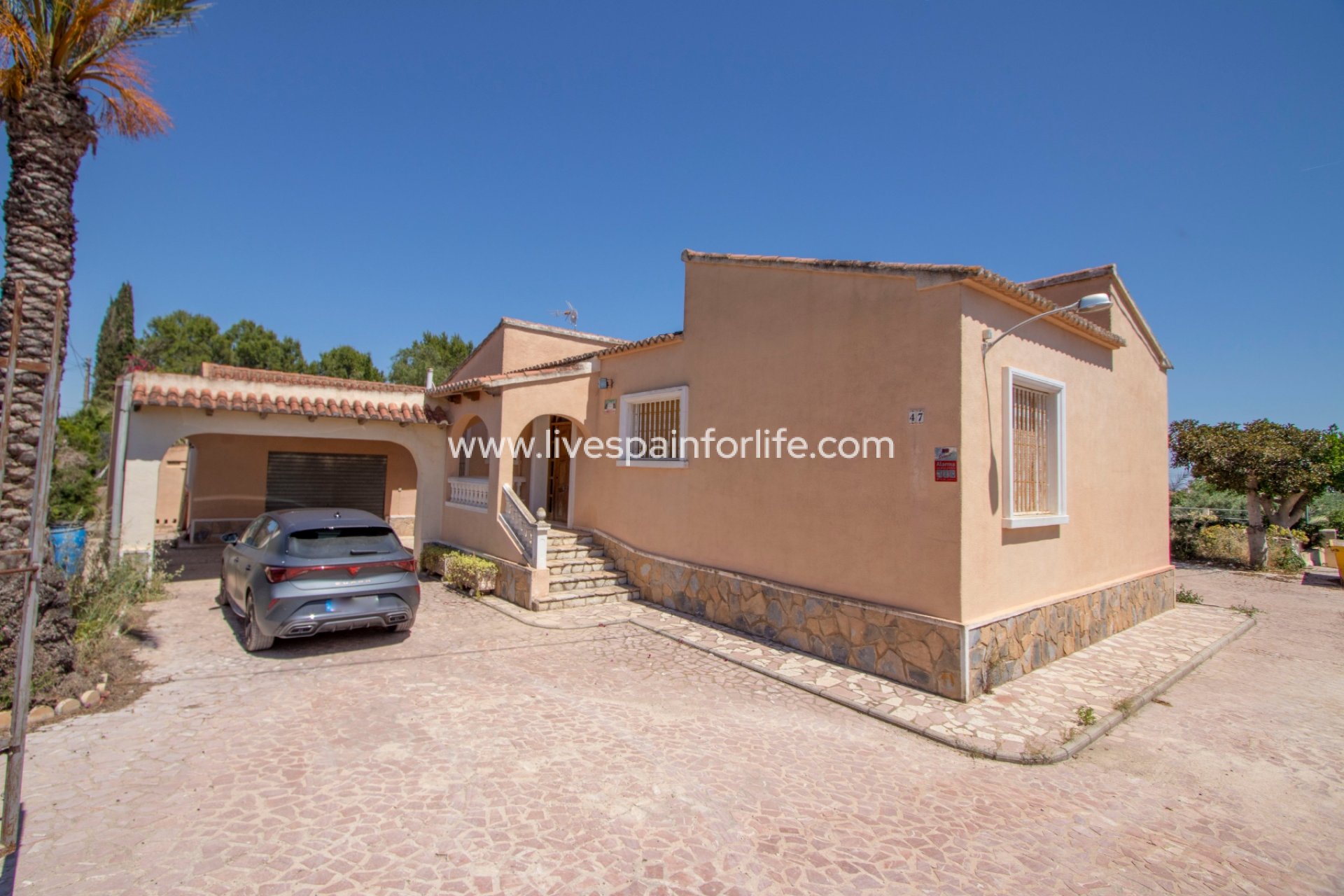 Resale - Country Property -
Albatera