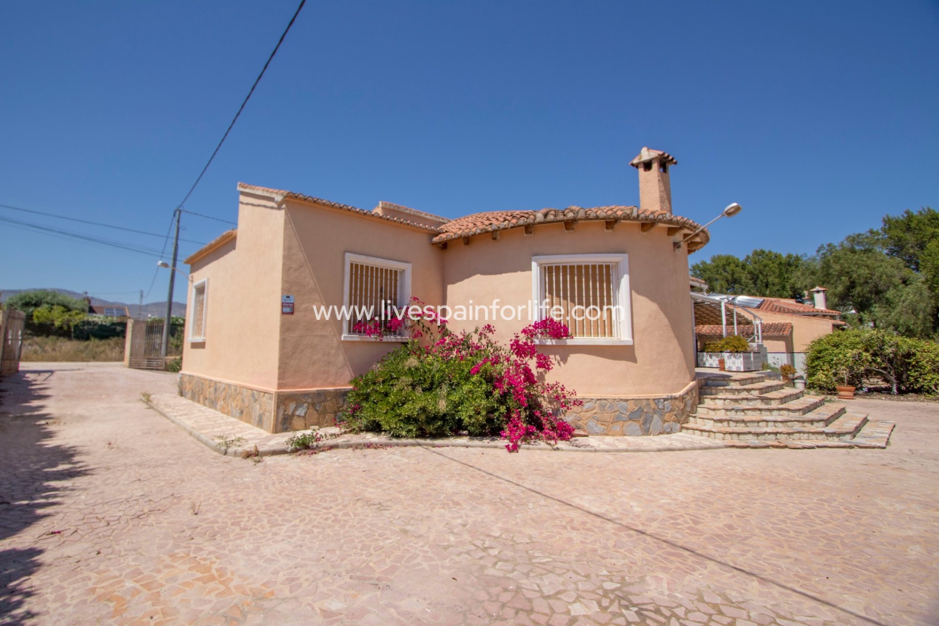 Resale - Country Property -
Albatera