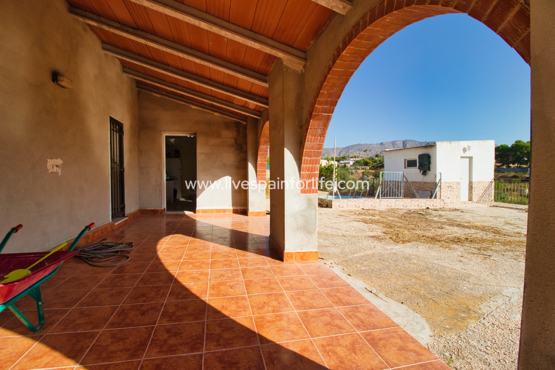 Resale - Country Property -
Albatera