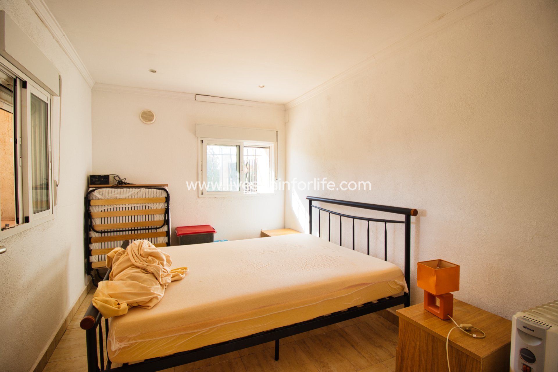 Resale - Country Property -
Albatera
