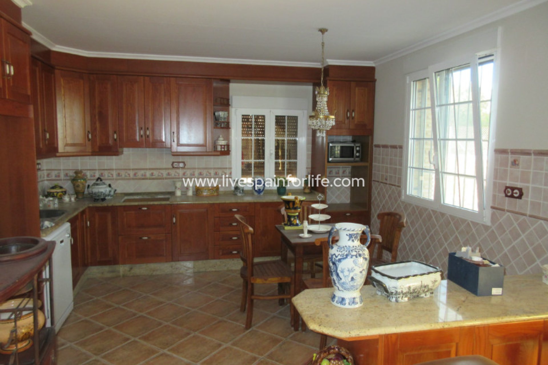Resale - Country Property -
Albatera