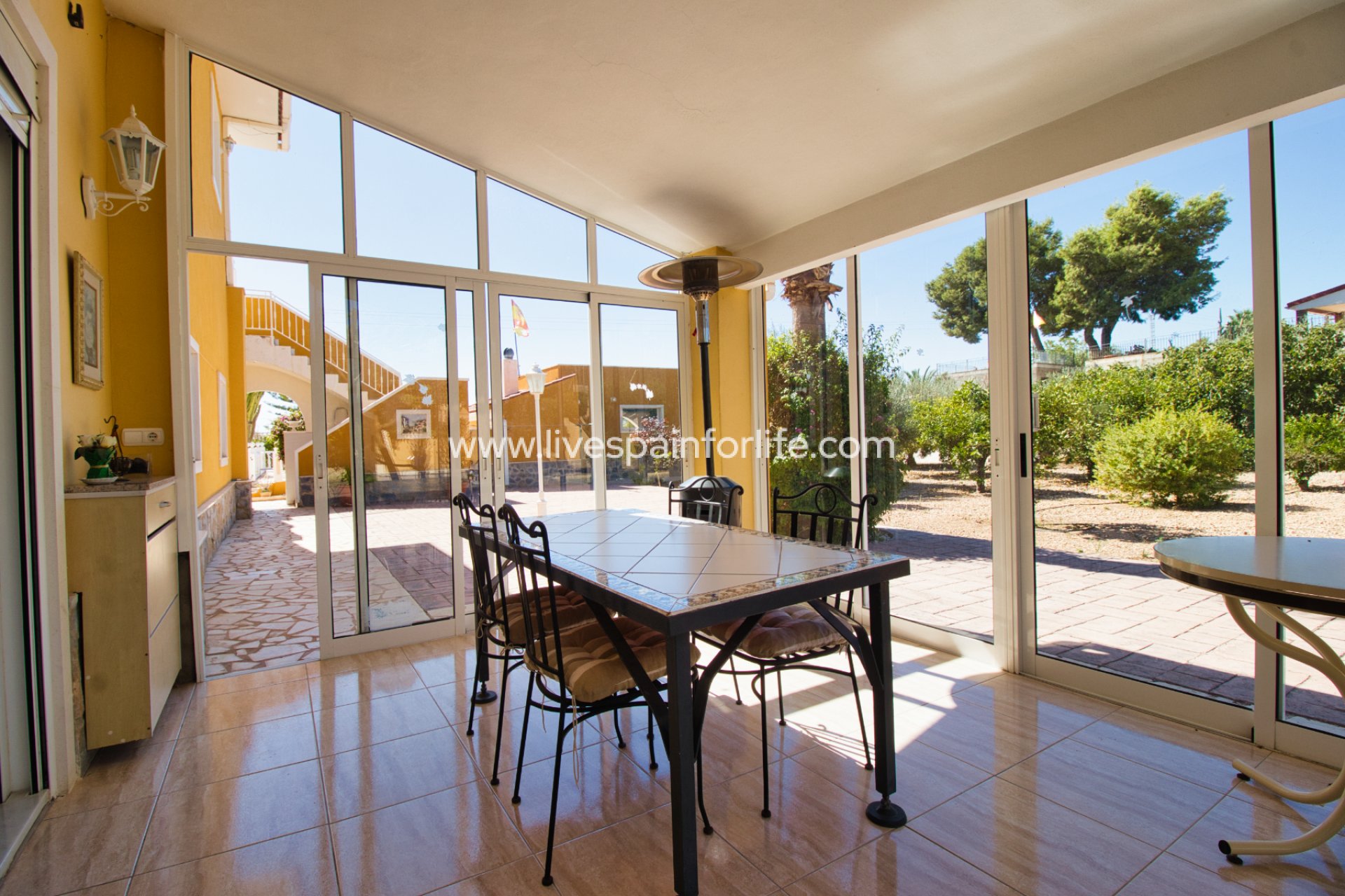 Resale - Country Property -
Albatera