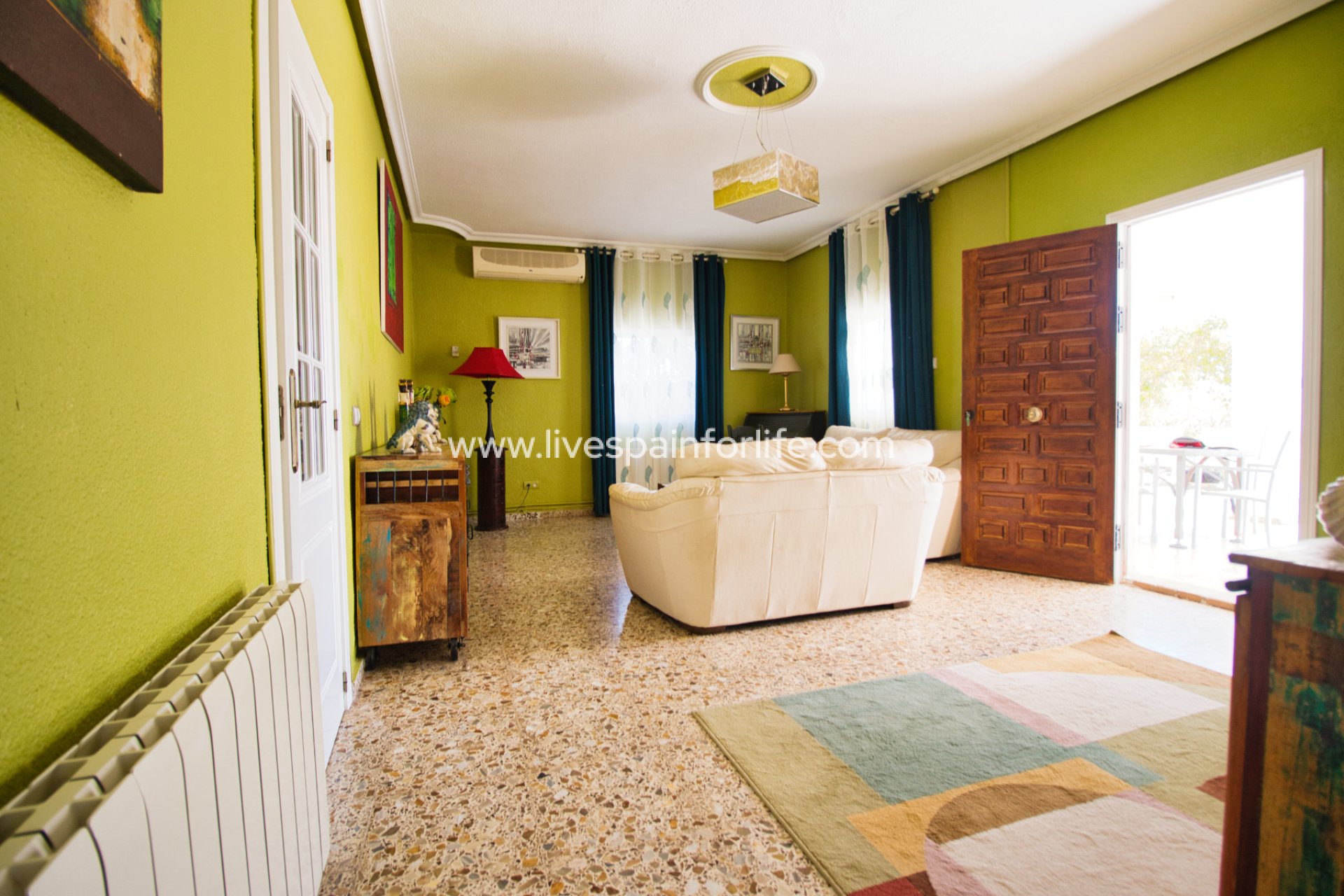 Resale - Country Property -
Albatera