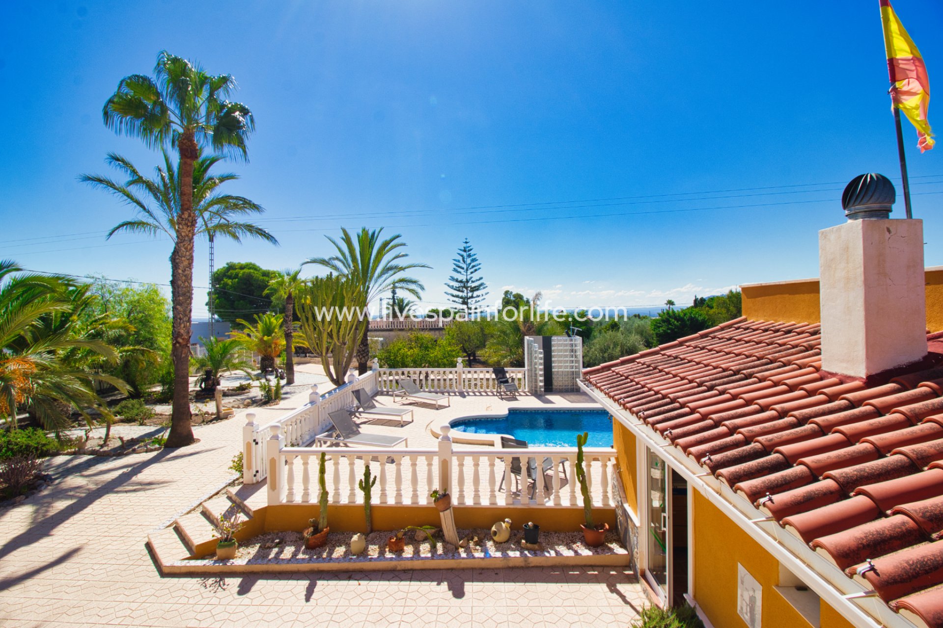 Resale - Country Property -
Albatera