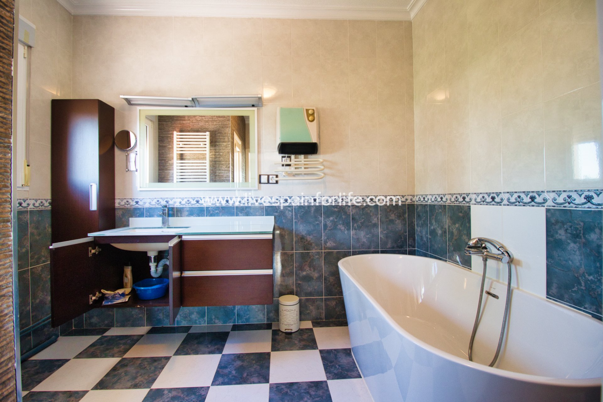 Resale - Country Property -
Albatera