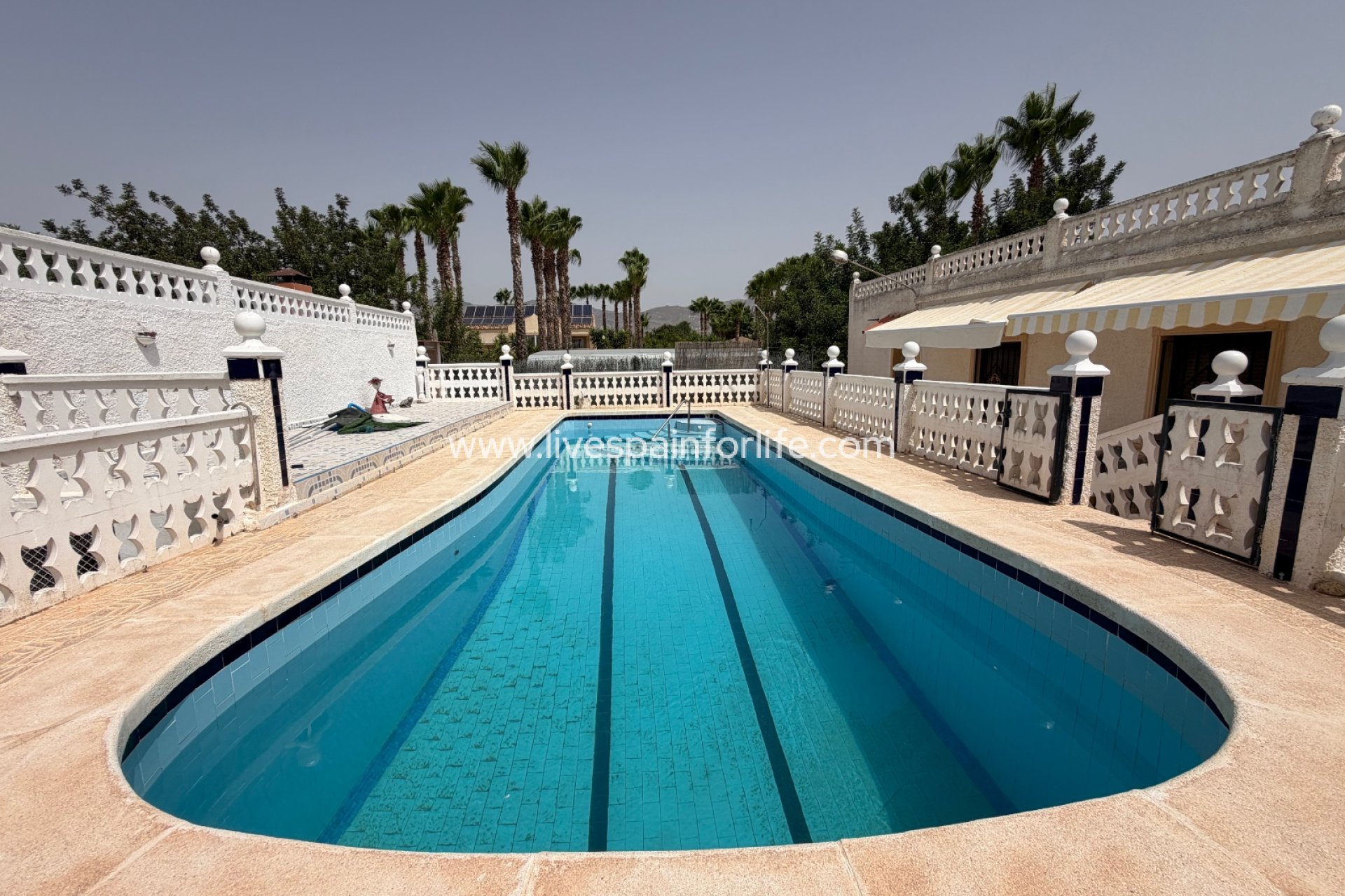 Resale - Country Property -
Albatera