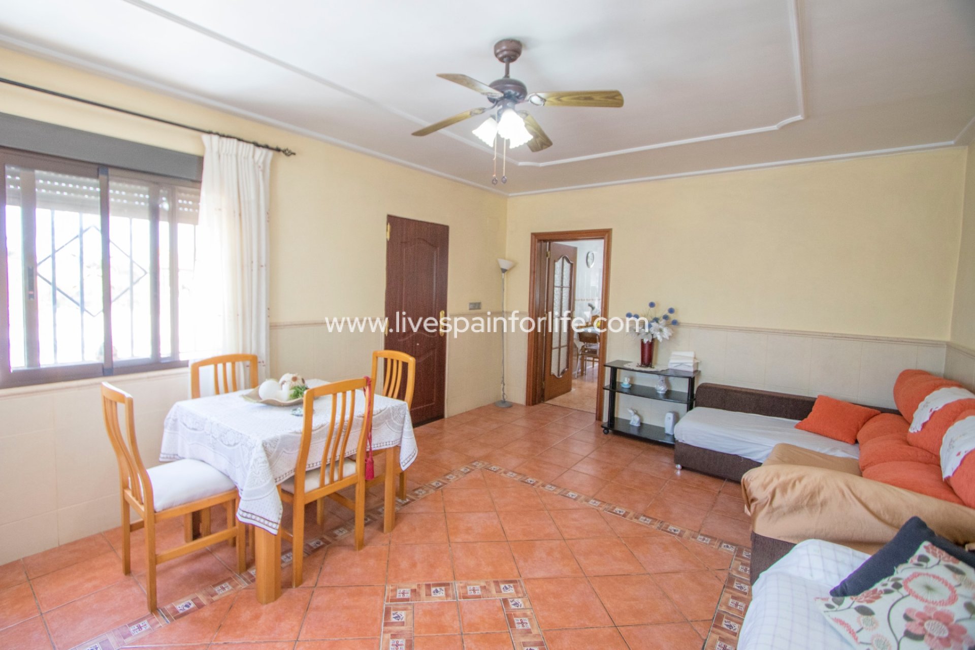 Resale - Country Property -
Albatera