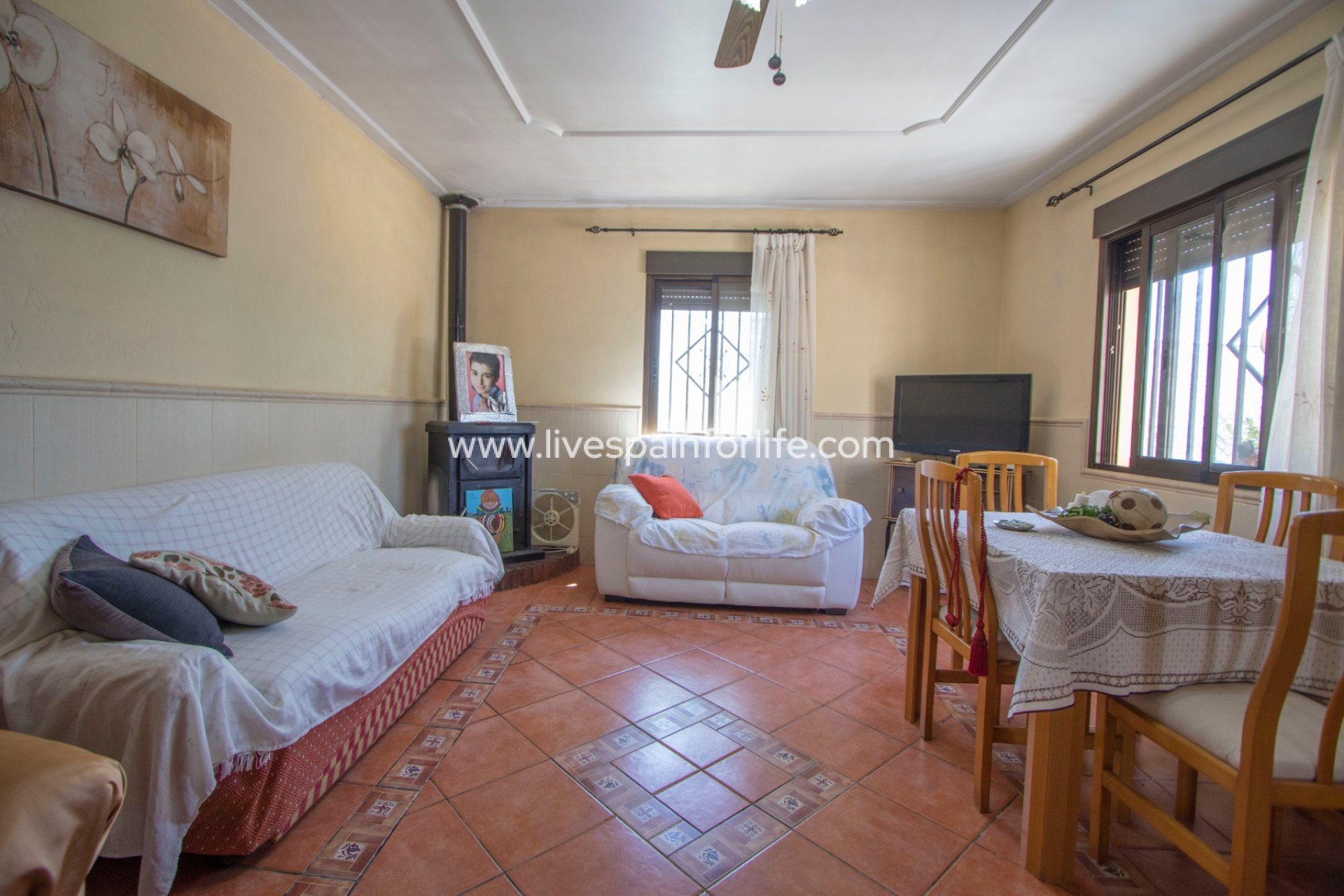 Resale - Country Property -
Albatera