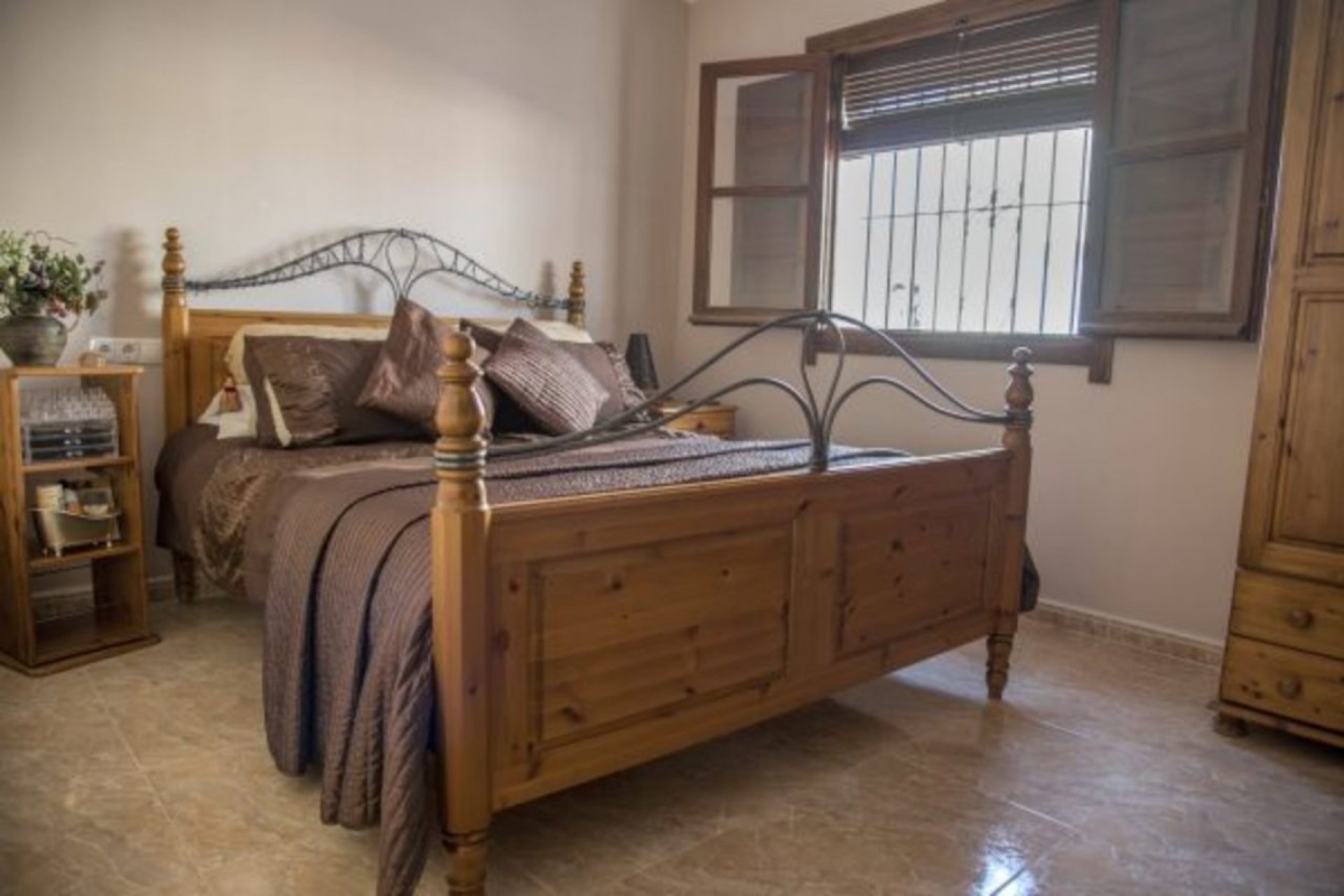 Resale - Country Property -
Alicante