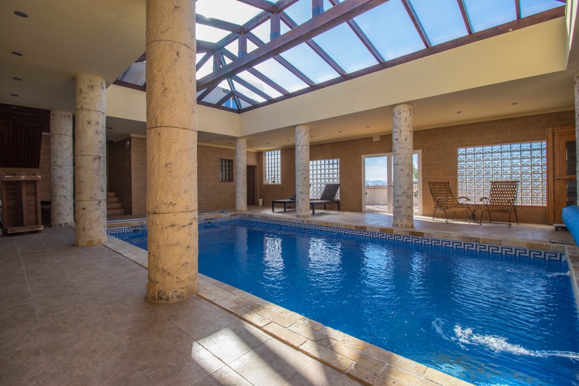 Resale - Country Property -
Alicante