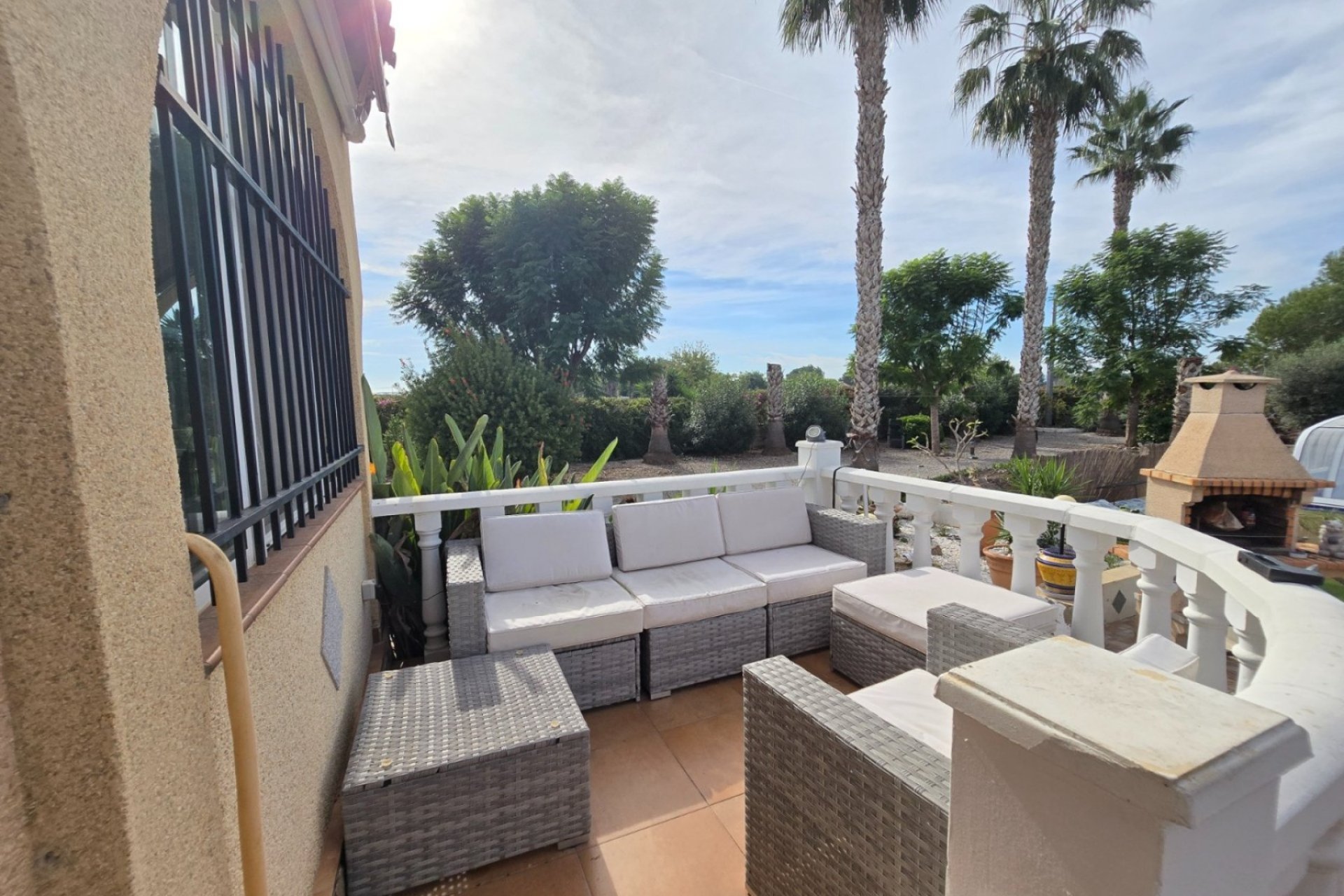 Resale - Country Property -
Alicante