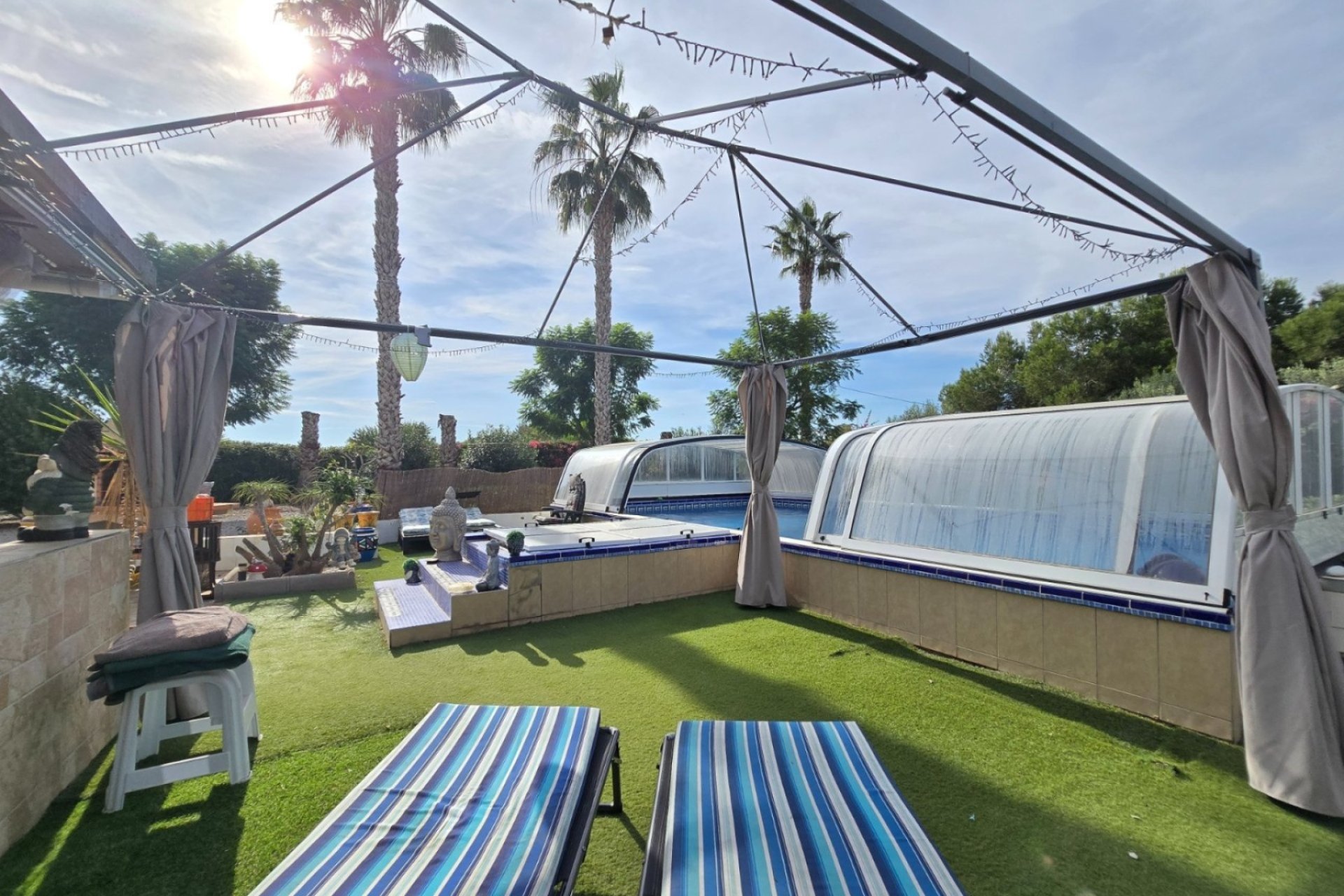 Resale - Country Property -
Alicante