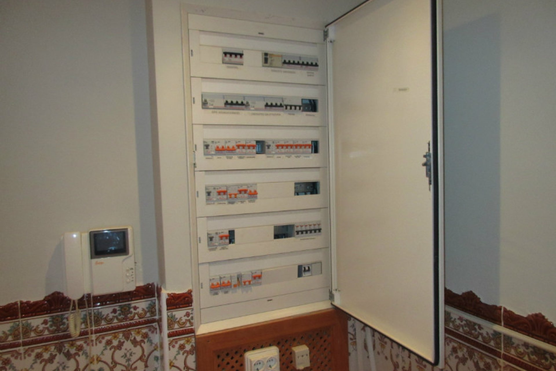 Resale - Country Property -
Alicante