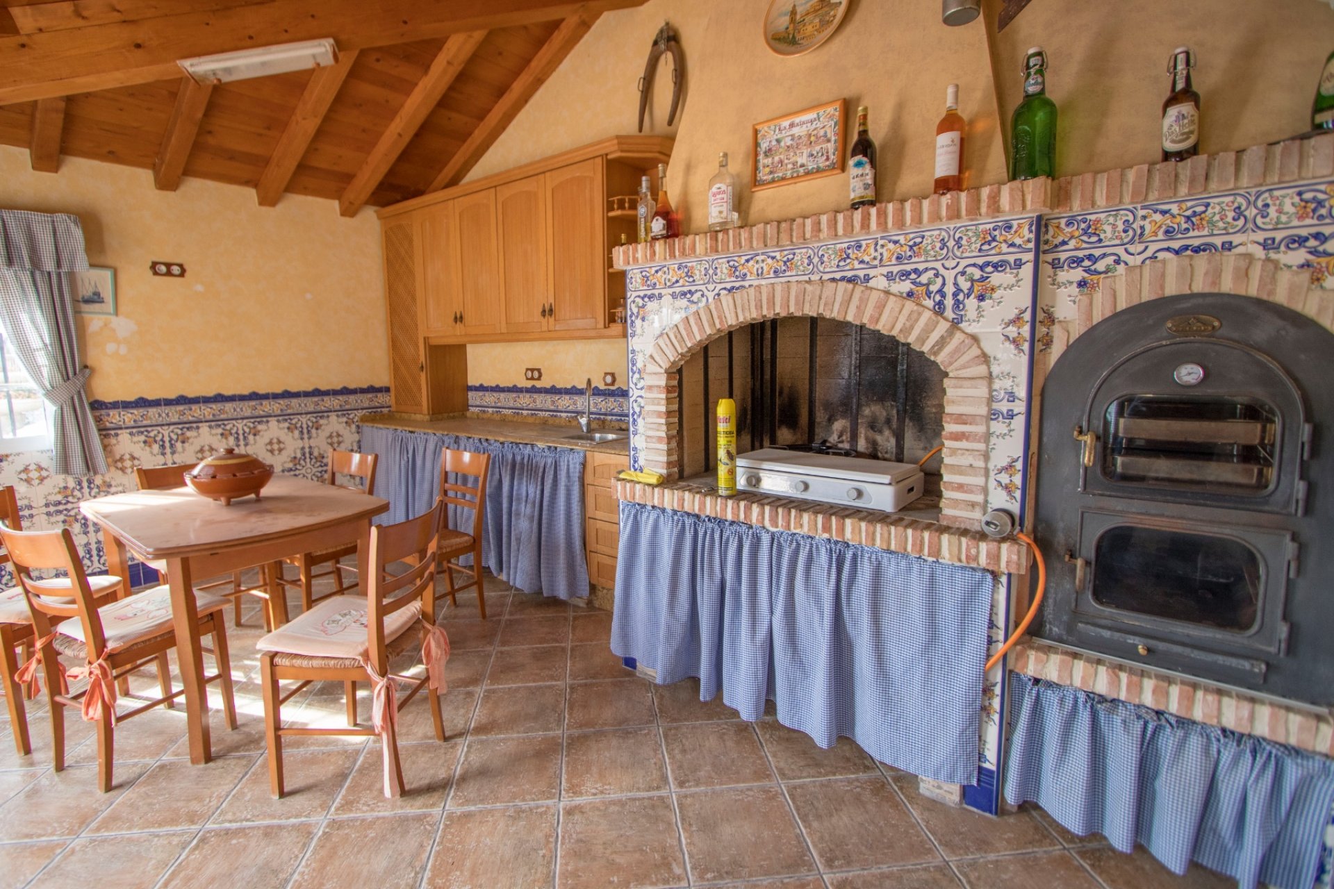 Resale - Country Property -
Alicante