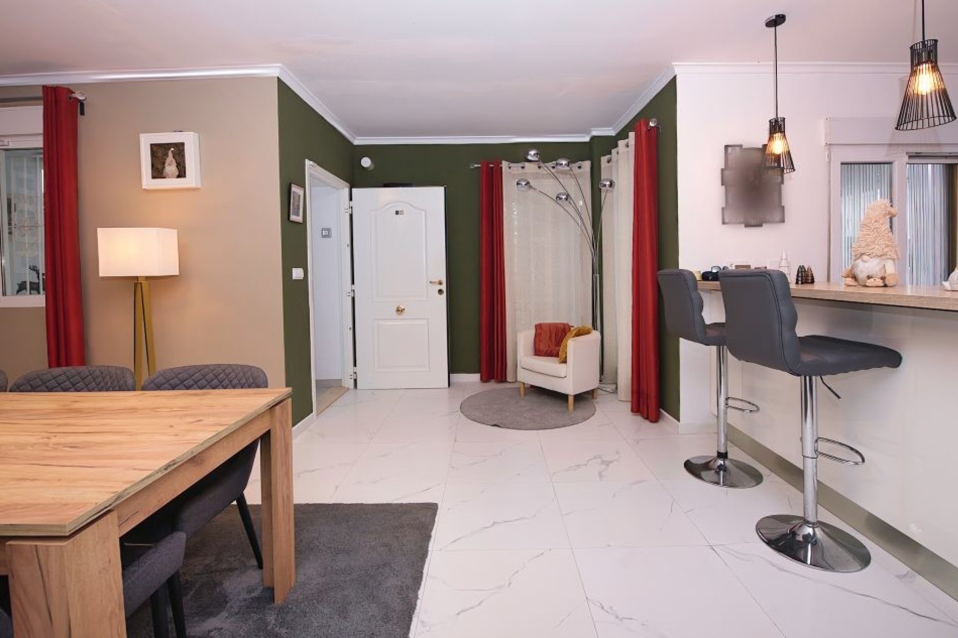 Resale - Country Property -
Alicante