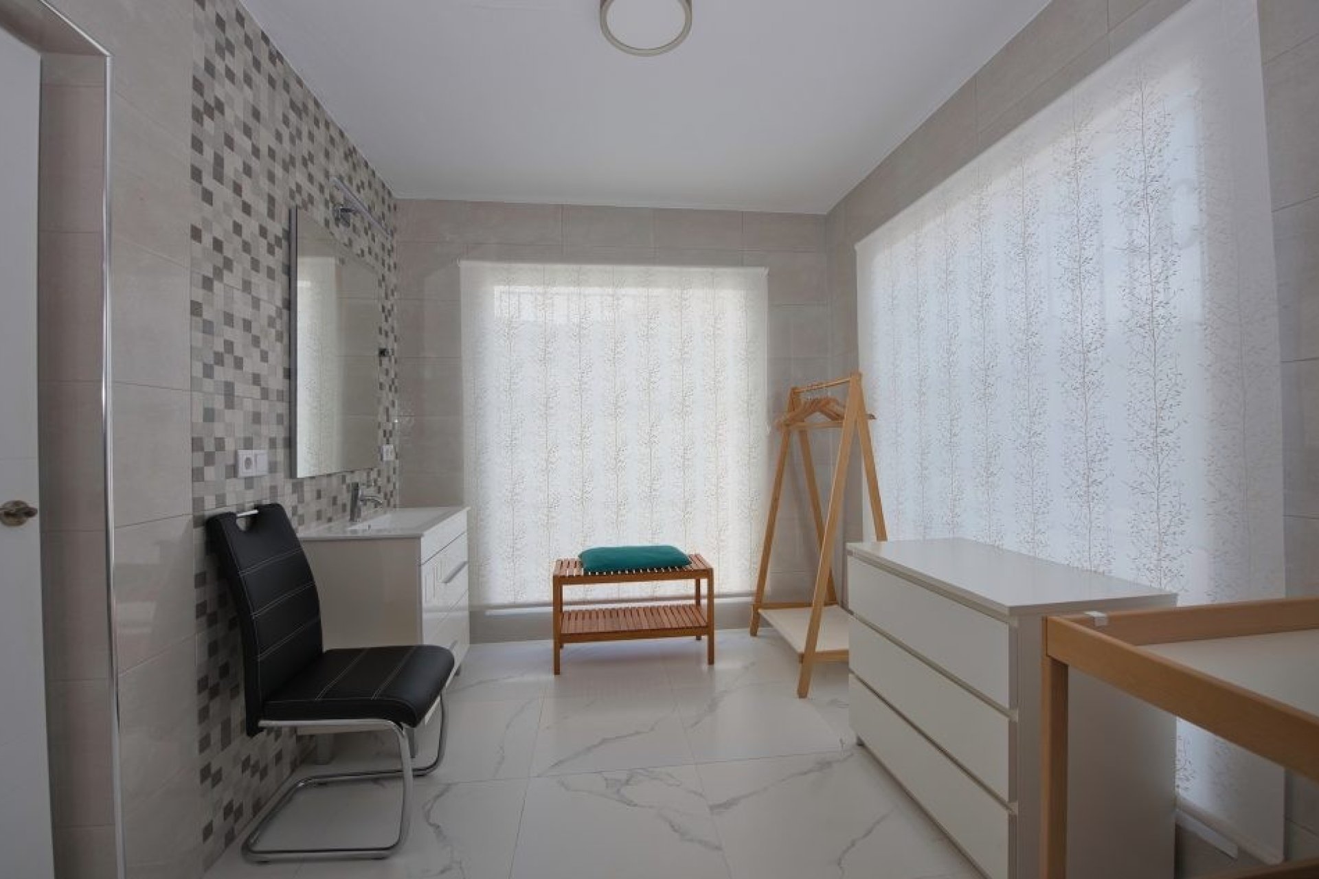 Resale - Country Property -
Alicante