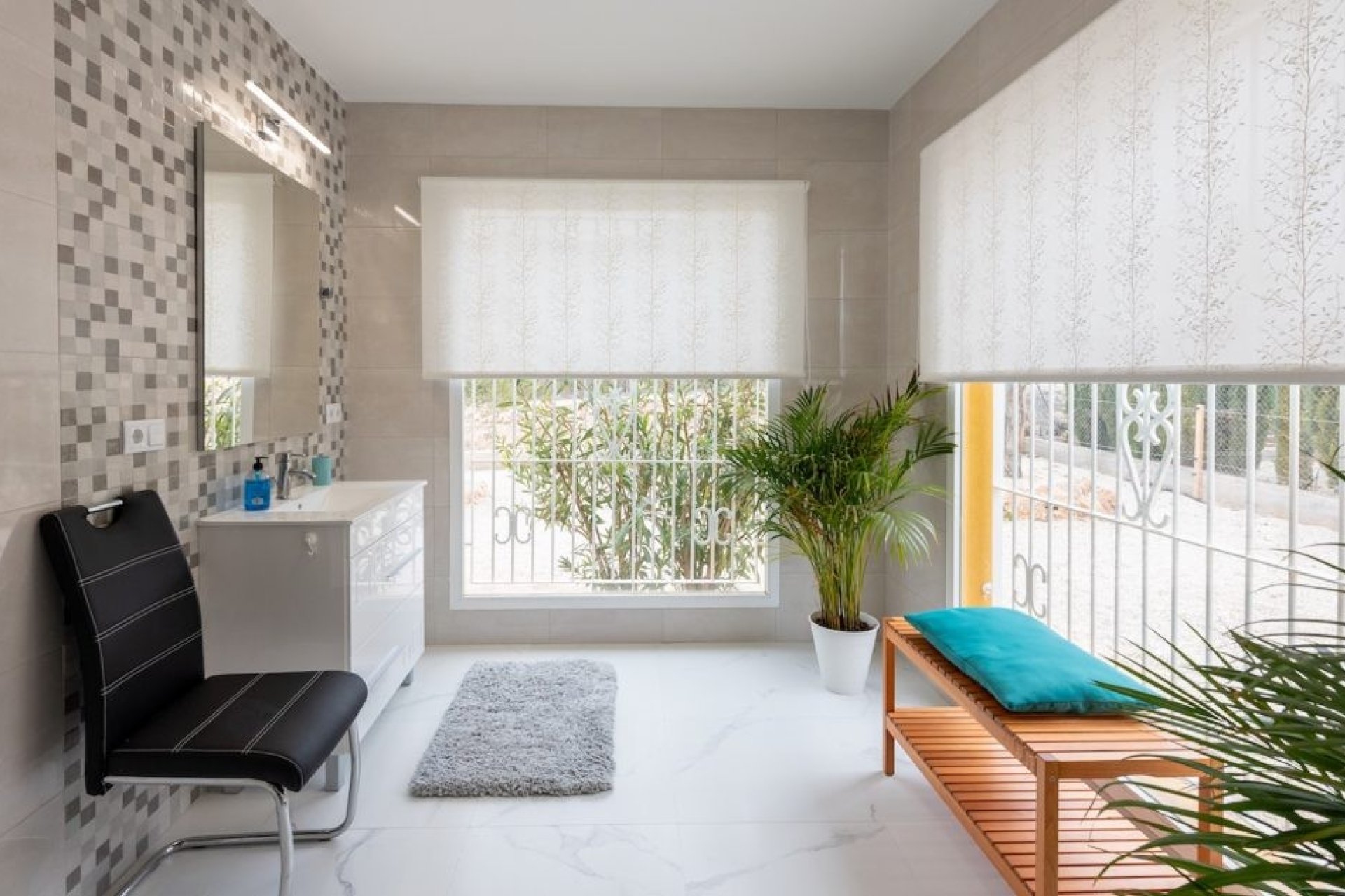 Resale - Country Property -
Alicante