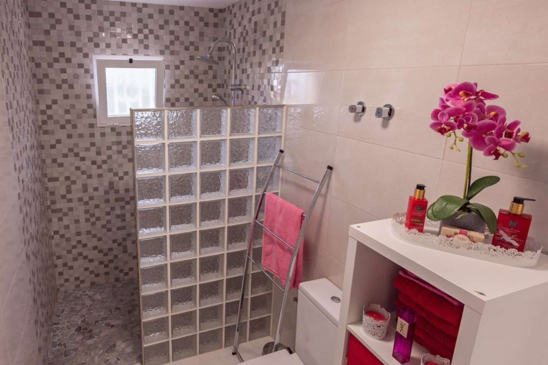 Resale - Country Property -
Alicante