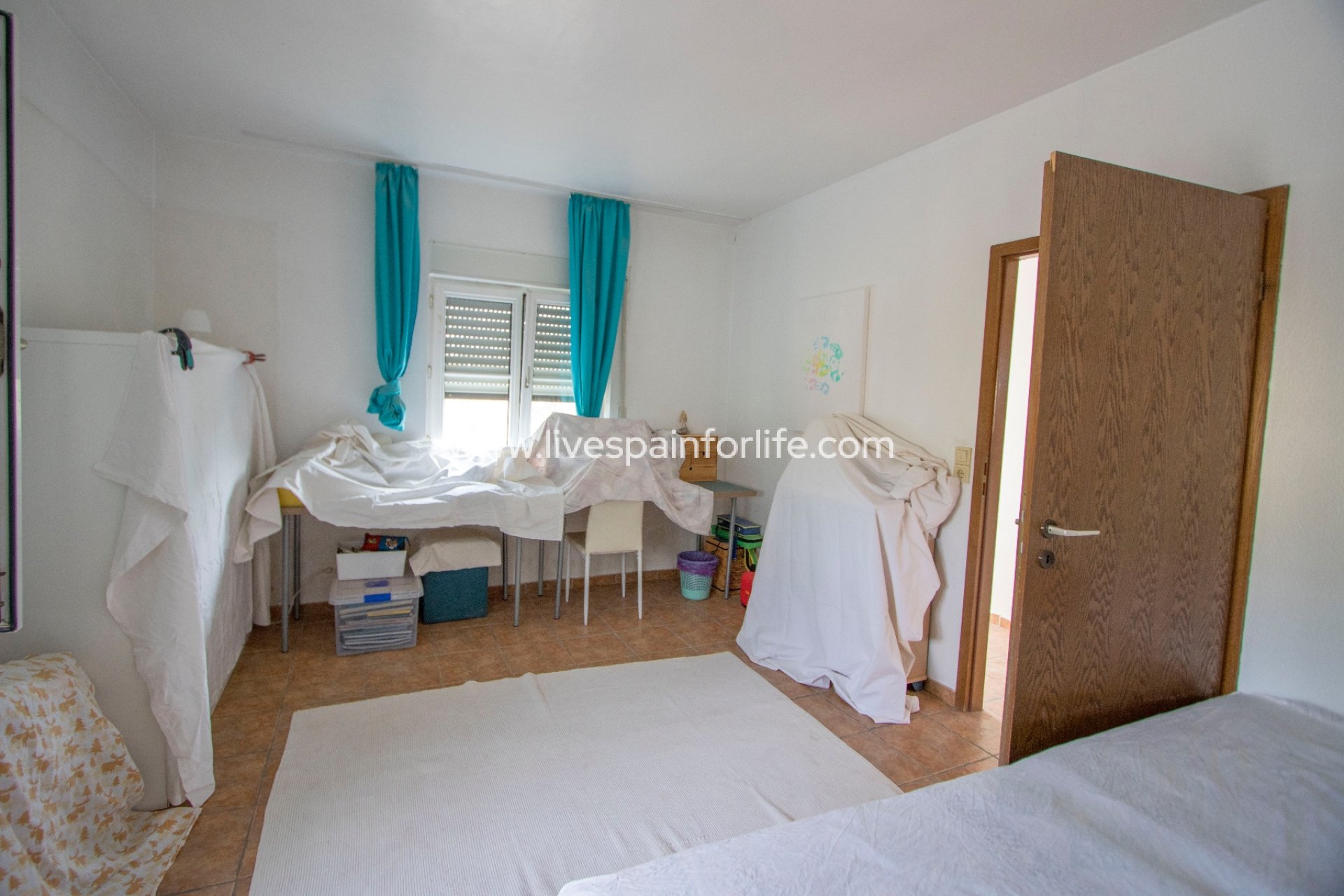 Resale - Country Property -
Alicante