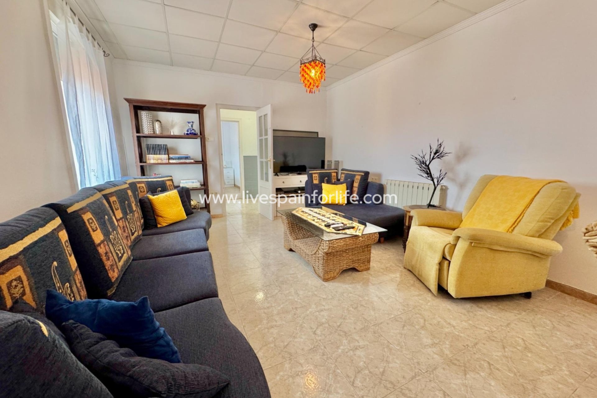 Resale - Country Property -
Alicante