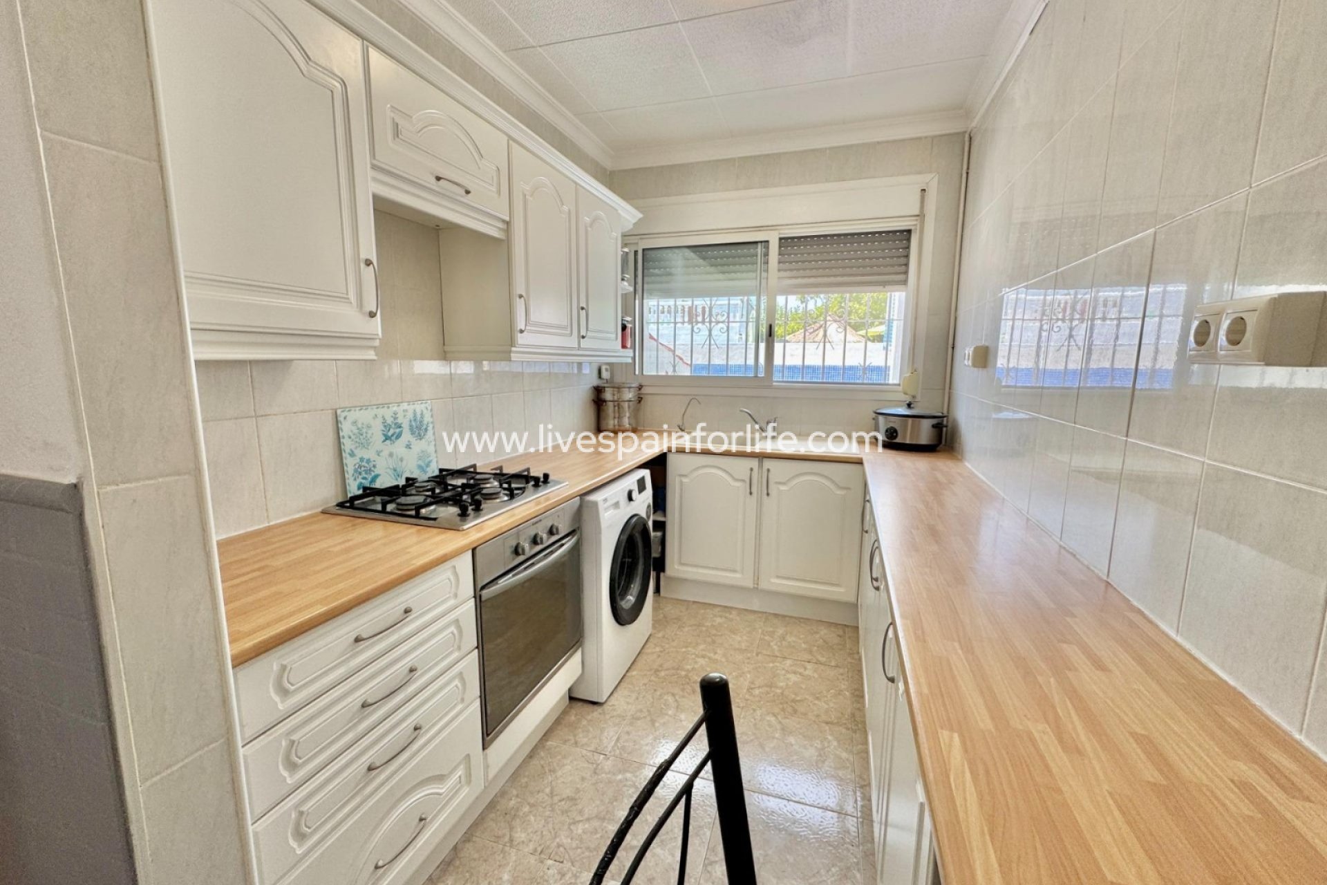 Resale - Country Property -
Alicante