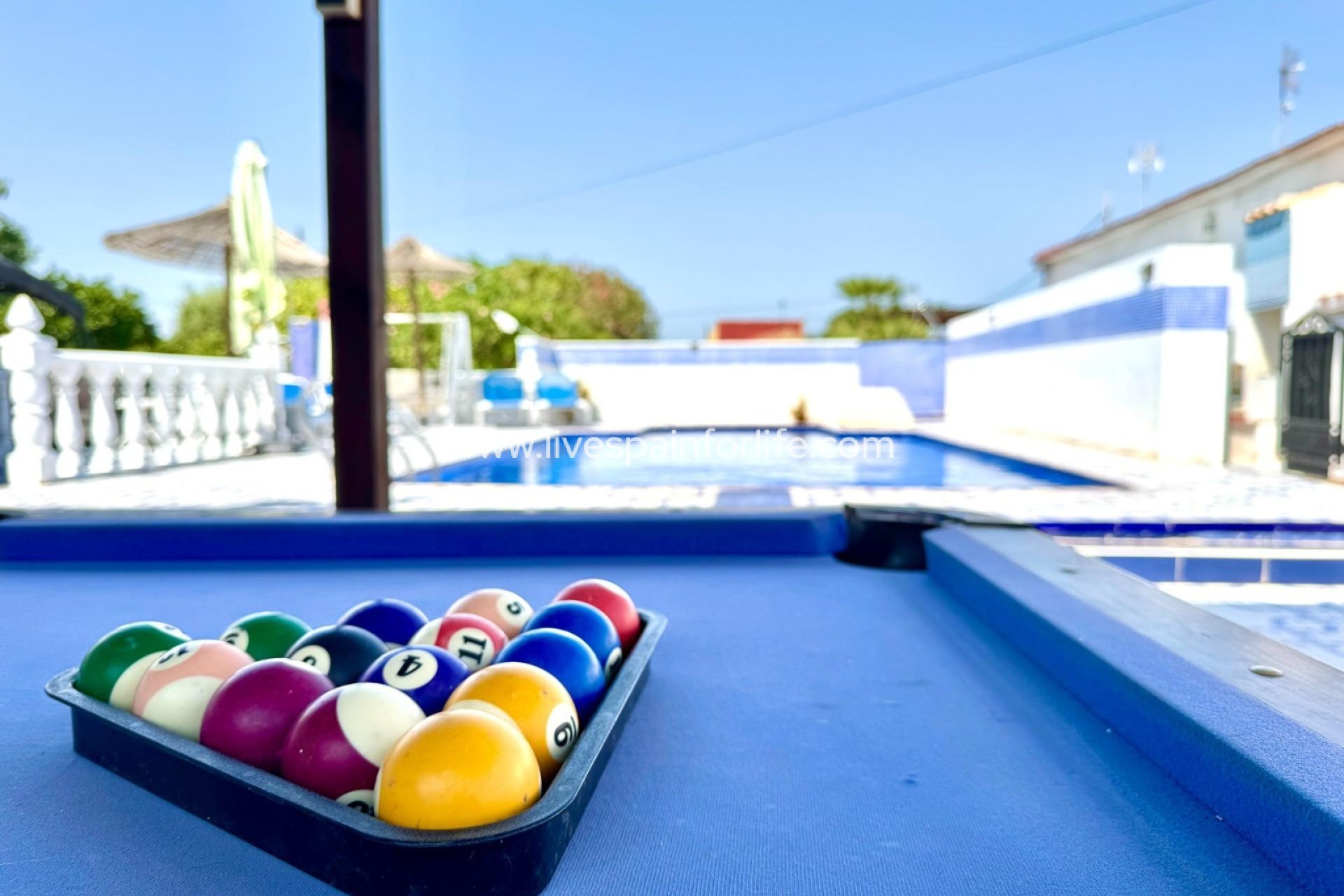 Resale - Country Property -
Alicante