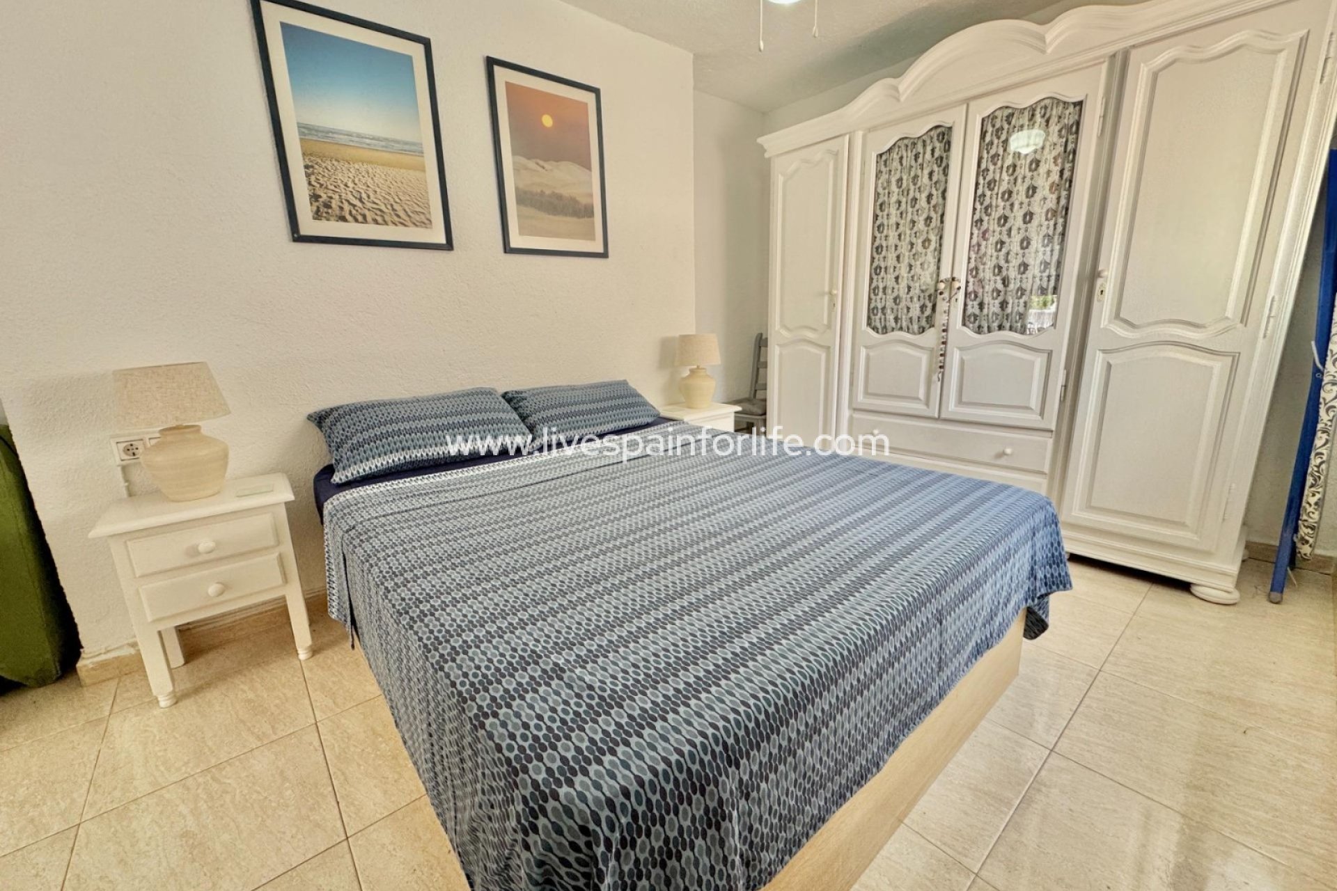 Resale - Country Property -
Alicante