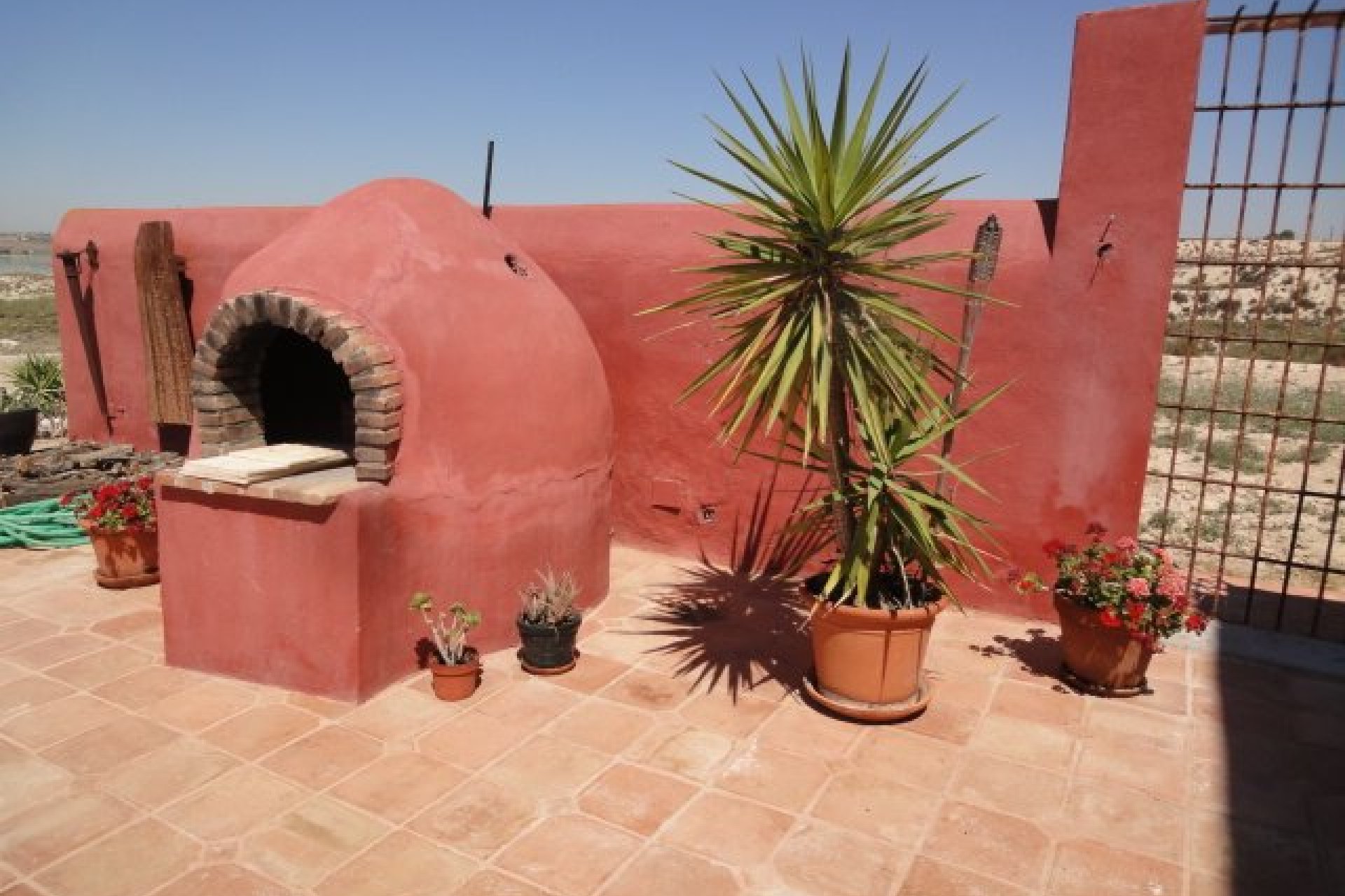 Resale - Country Property -
Alicante