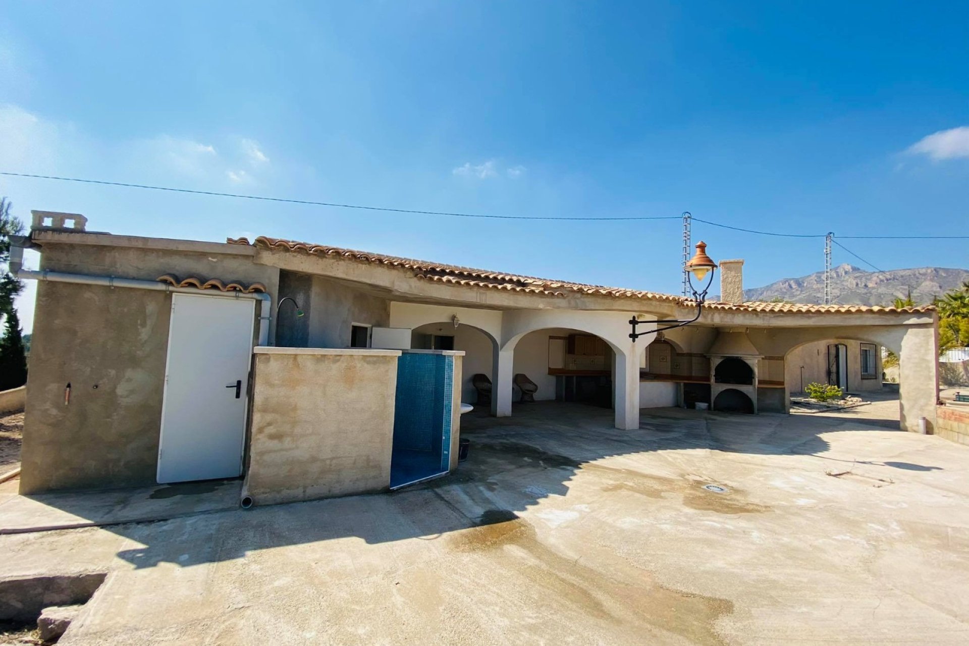 Resale - Country Property -
Alicante