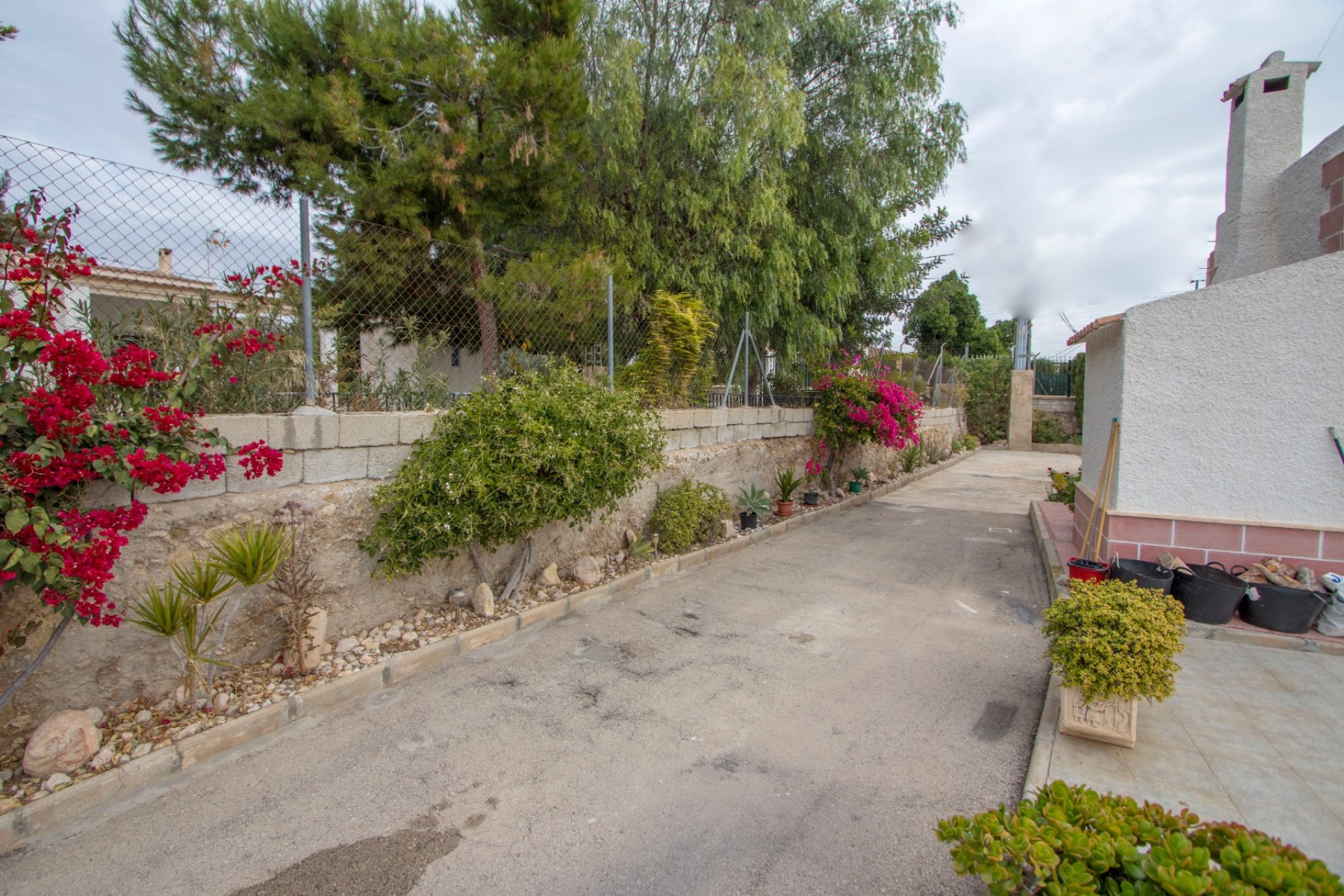 Resale - Country Property -
Alicante