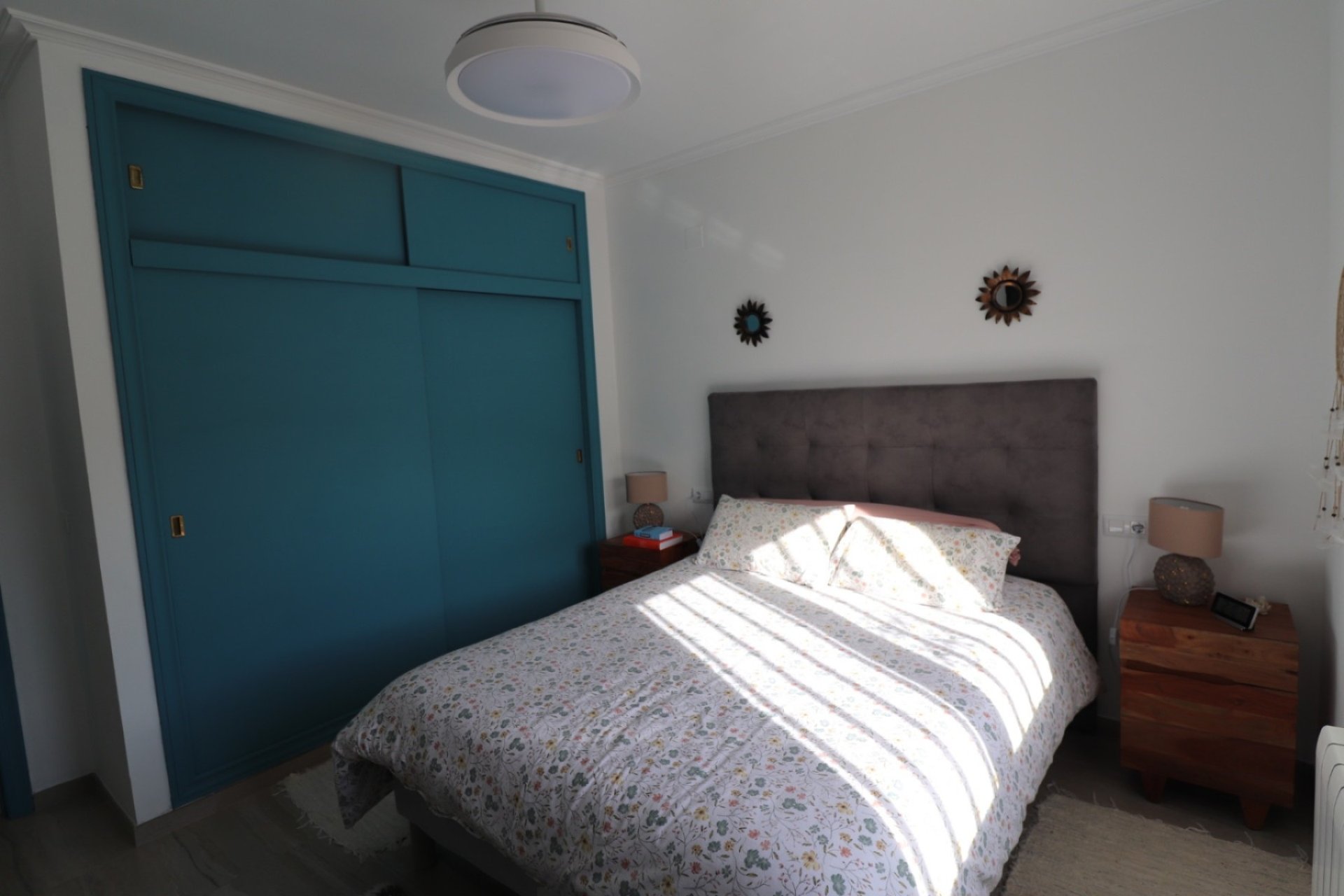 Resale - Country Property -
Alicante