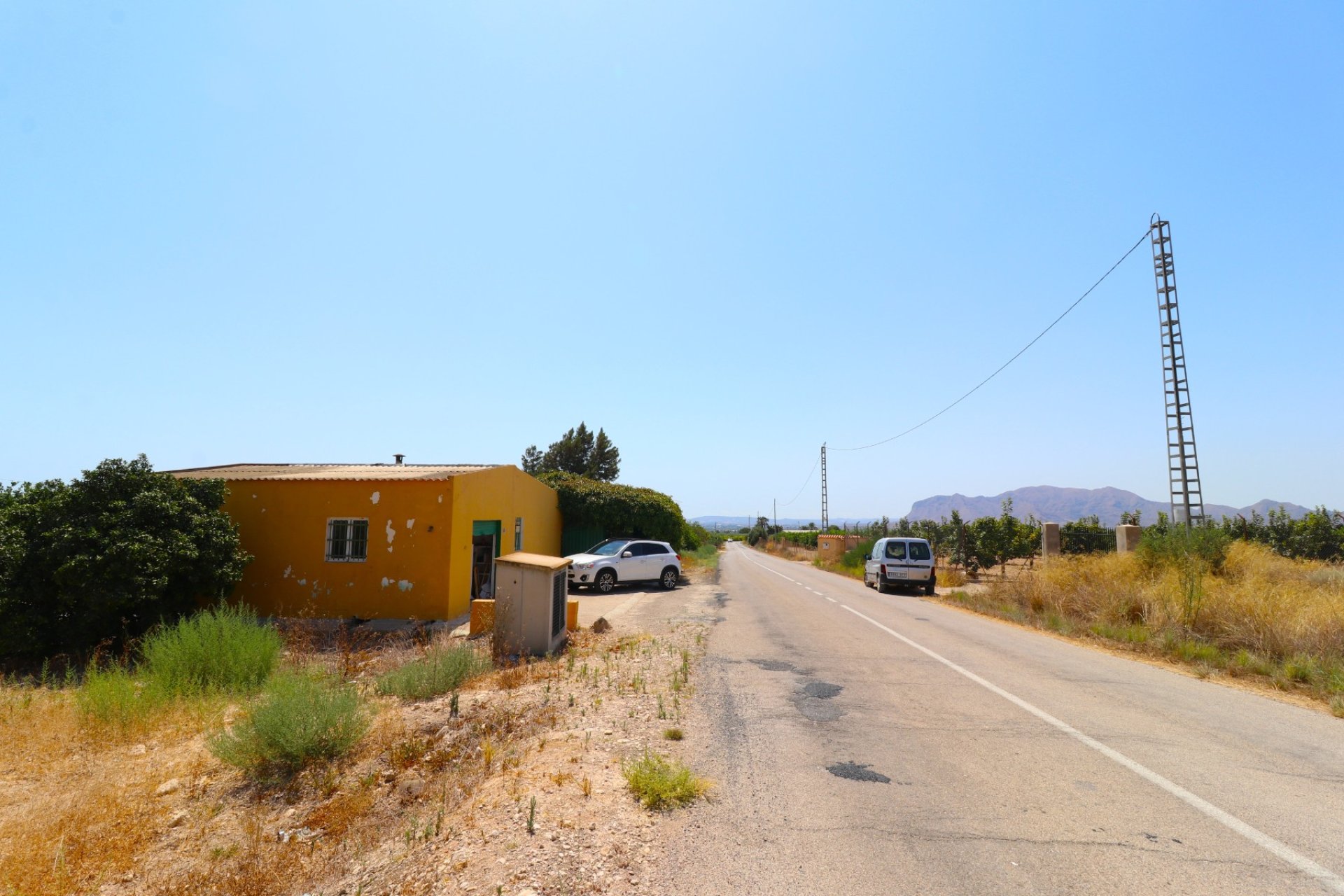 Resale - Country Property -
Alicante