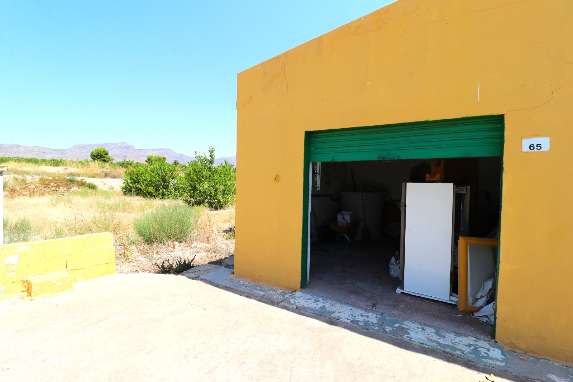 Resale - Country Property -
Alicante