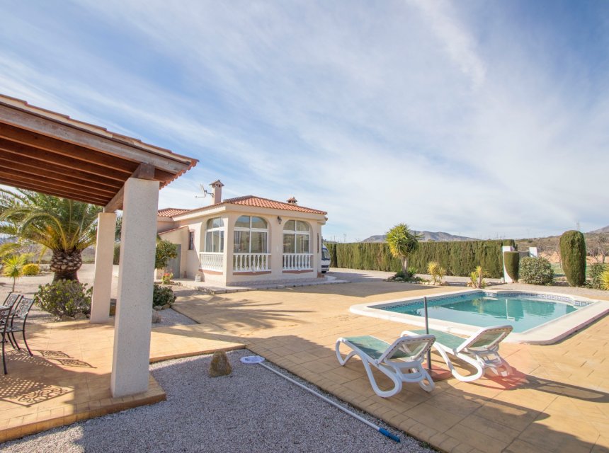 Resale - Country Property -
Alicante